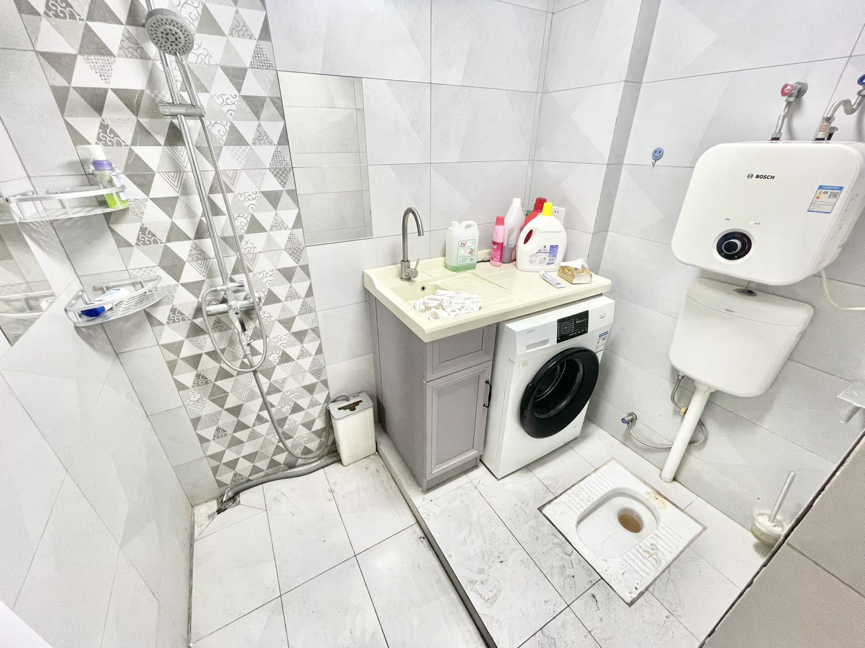 万达广场骏豪仕家(万达公馆) 2室2厅2卫 2200.0元/月 万达广场骏豪仕家(万达公馆) 2室2厅2卫 2200.0元/月室内图