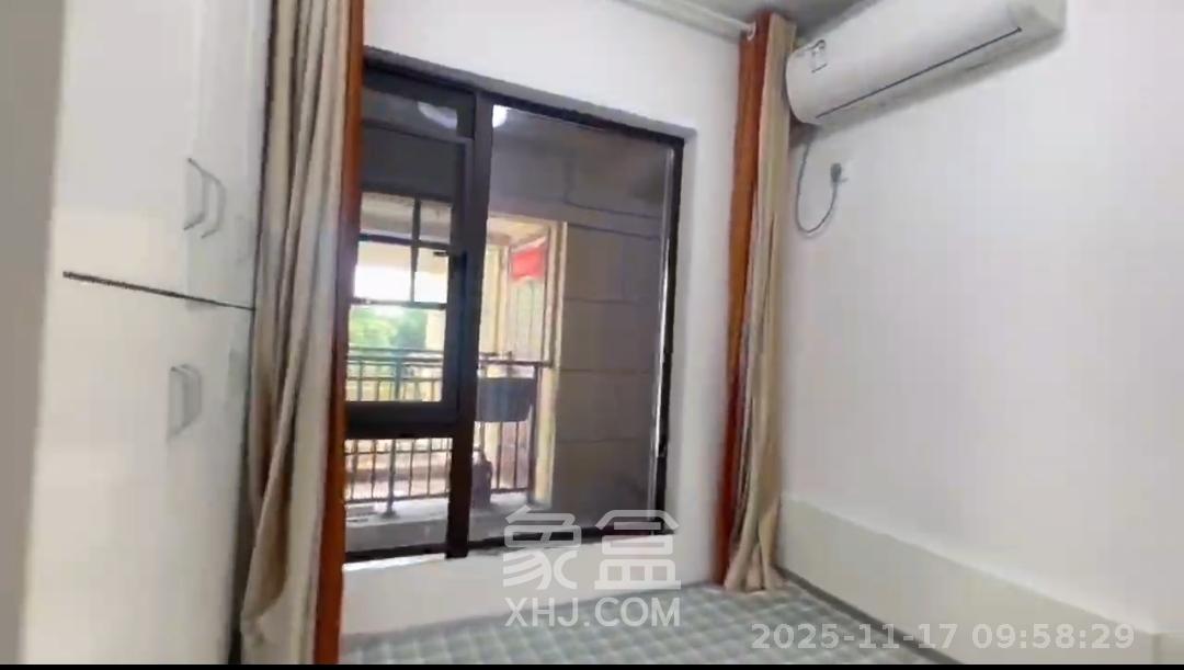 卓越浅水湾  3室2厅2卫    2300.0元/月室内图