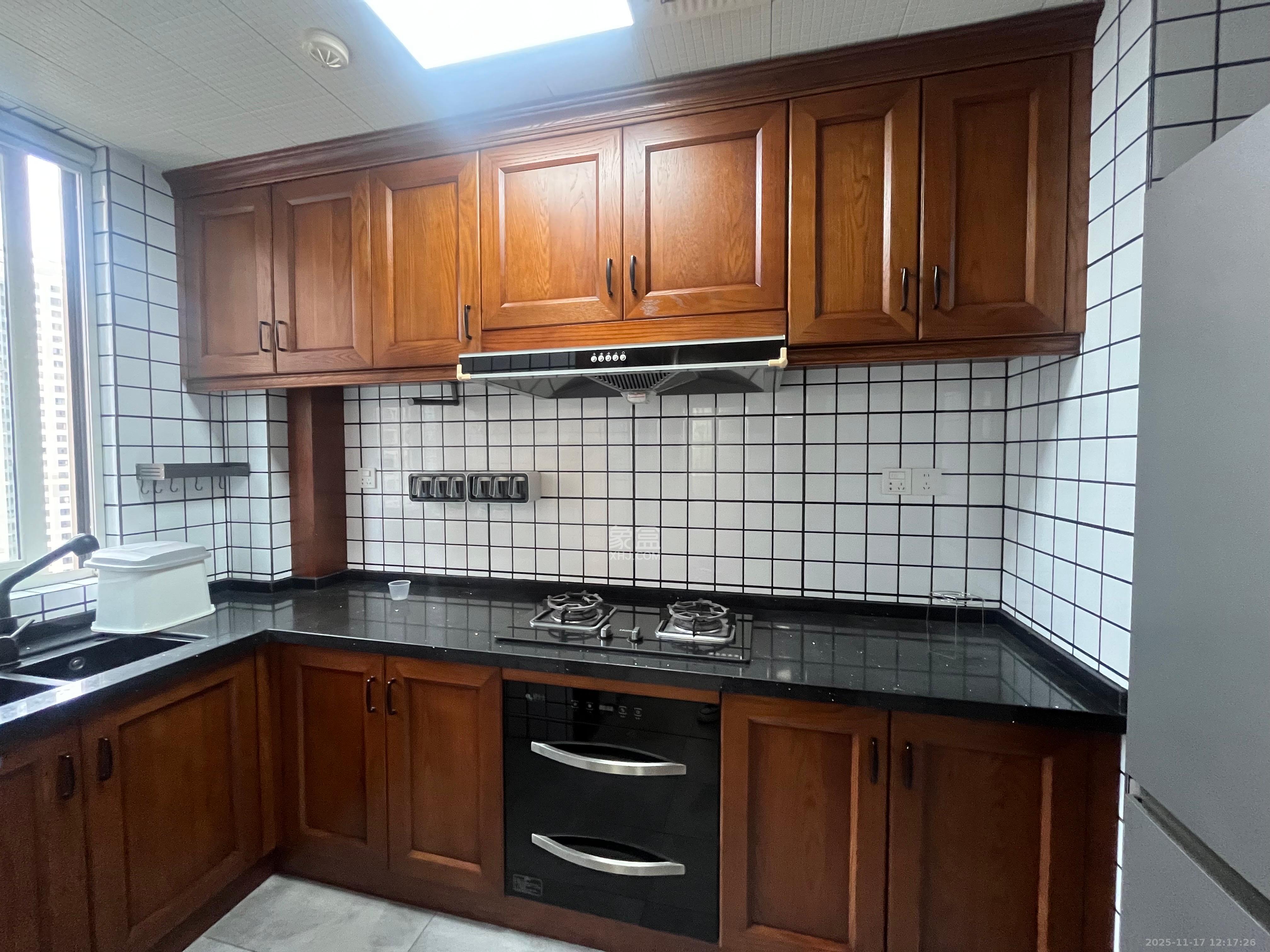 北辰三角洲E4区  4室2厅2卫    3800.0元/月室内图