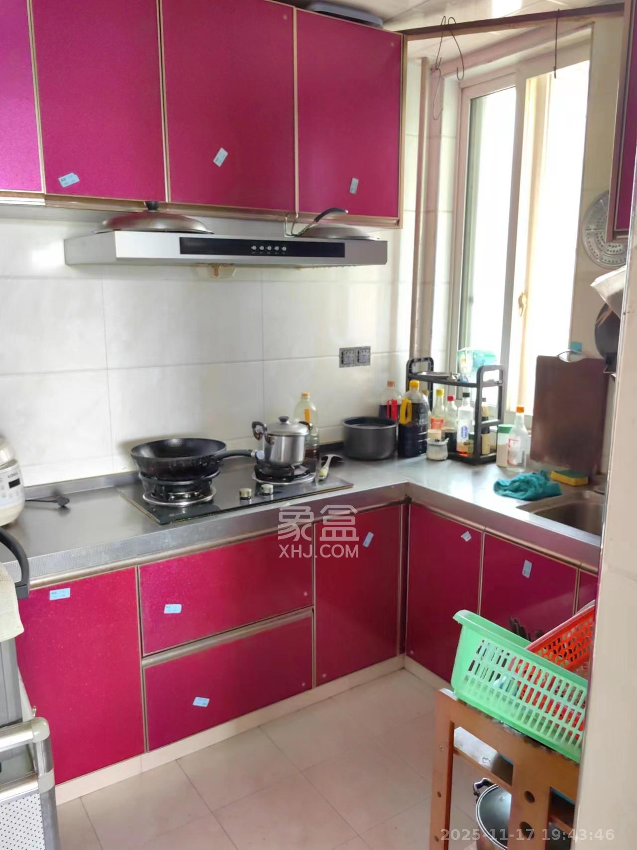 麓谷锦和园  3室2厅1卫    2300.0元/月室内图