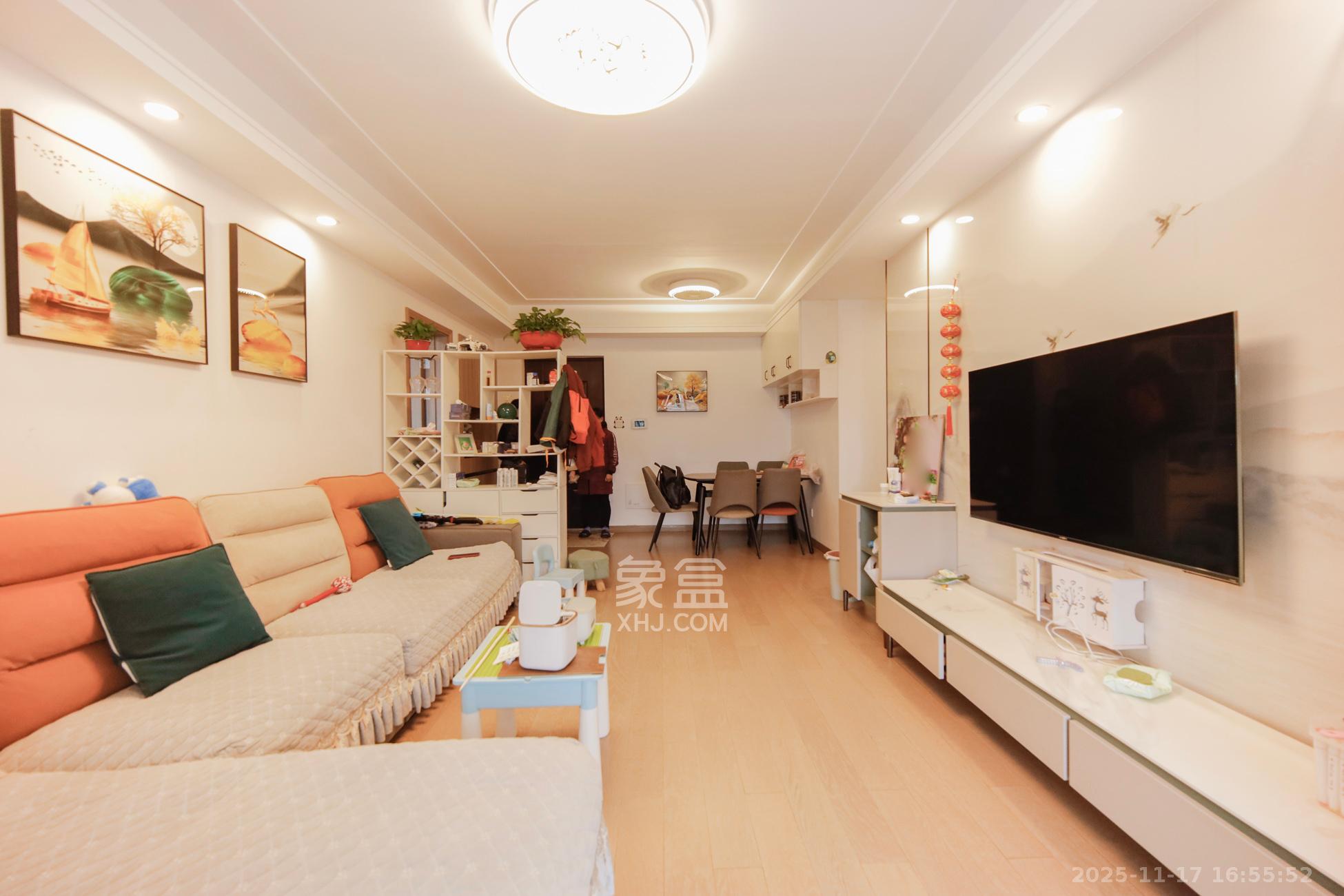 金地香樟悦府  3室2厅1卫    115.0万