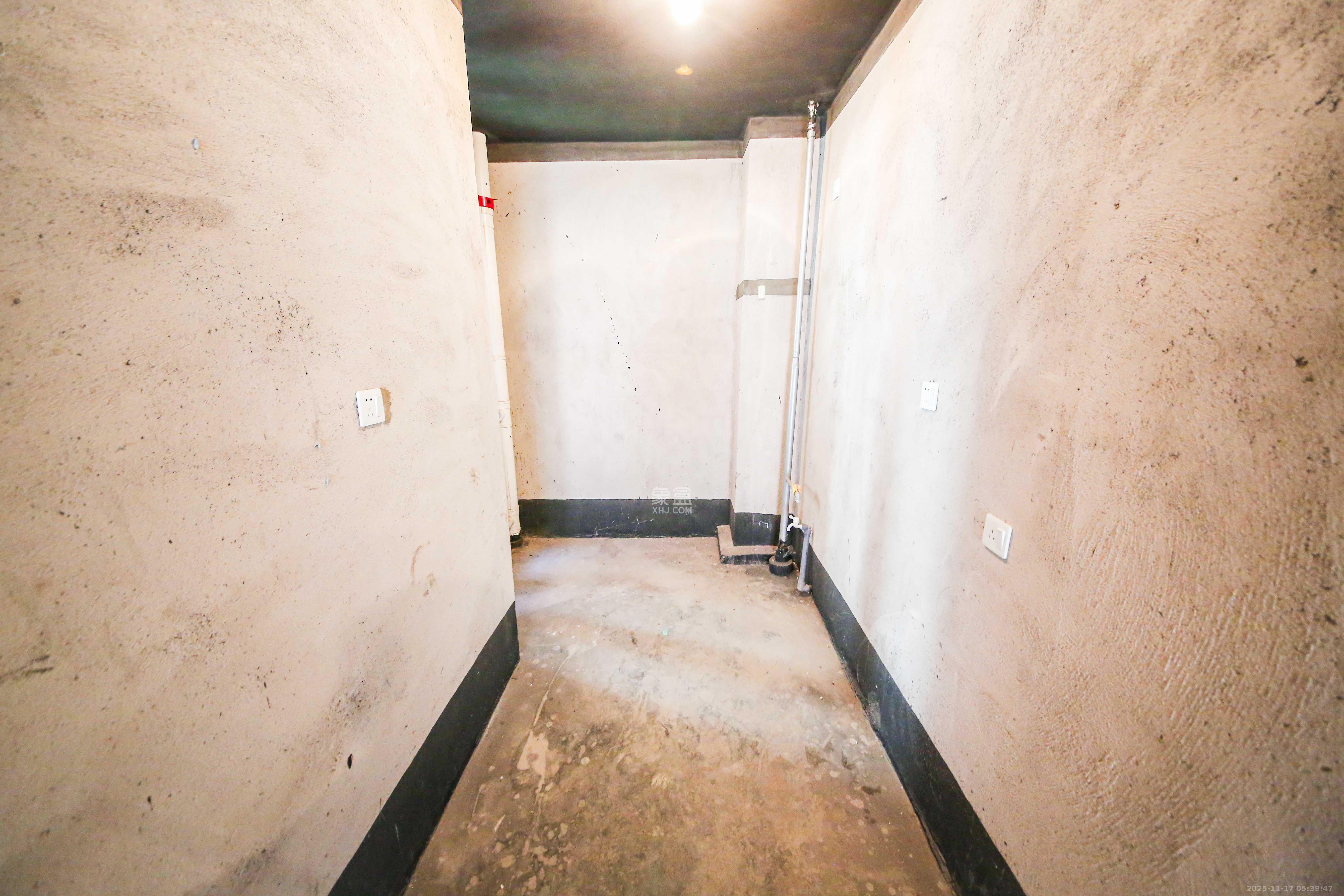 香缇雅苑(鑫远翡丽郡二期) 3室2厅1卫 118.0万 香缇雅苑(鑫远翡丽郡二期) 3室2厅1卫 118.0万厨房