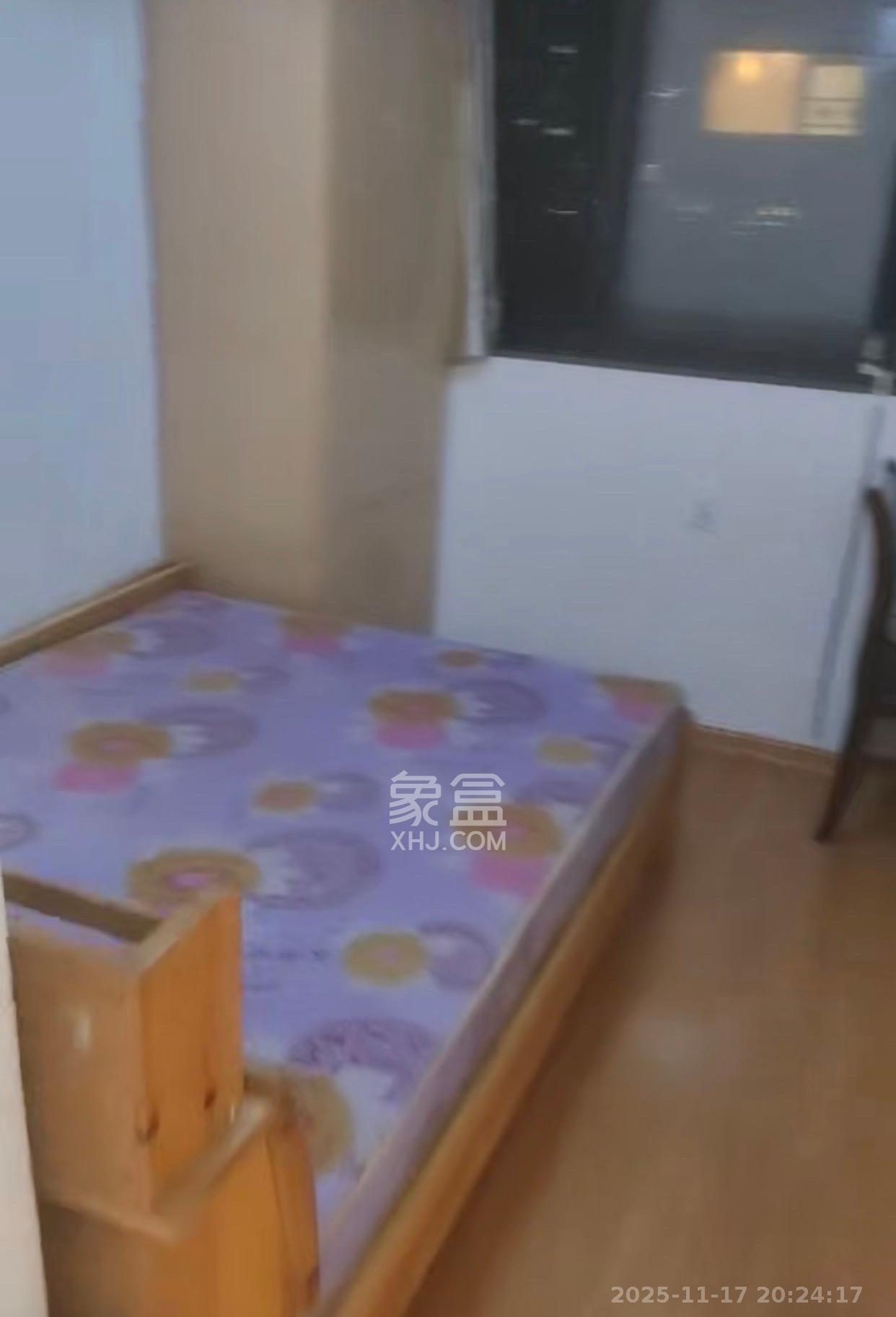 三江花中城  1室1厅1卫    800.0元/月