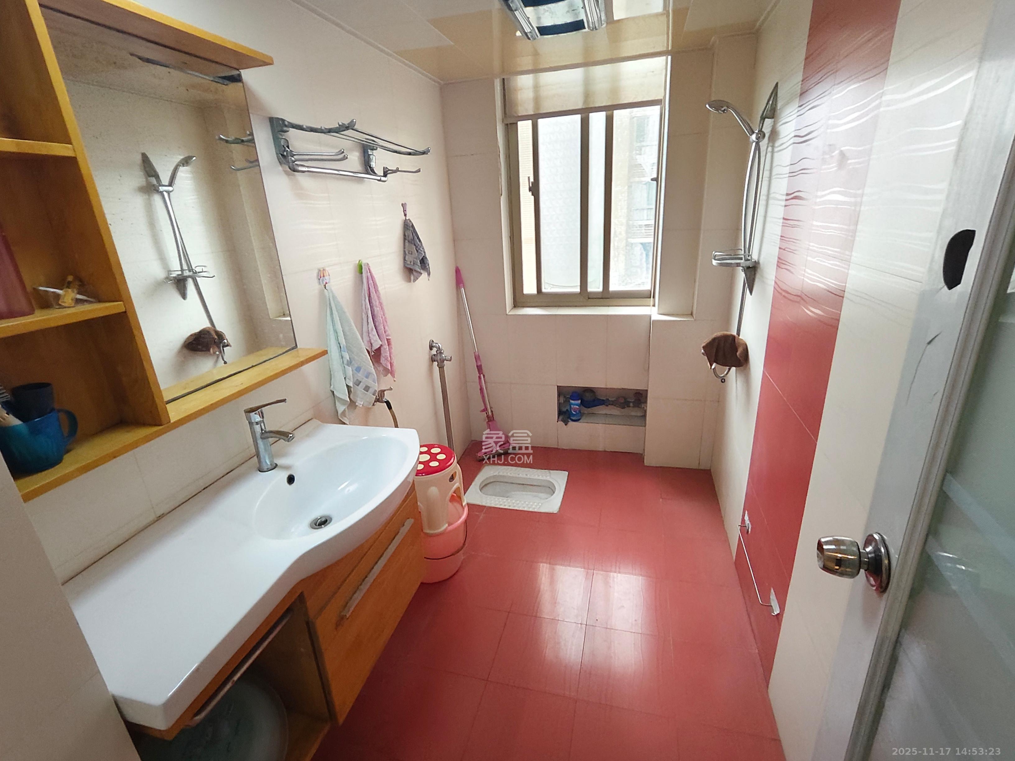 润沁园（润沁公馆）  4室2厅1卫    4000.0元/月室内图