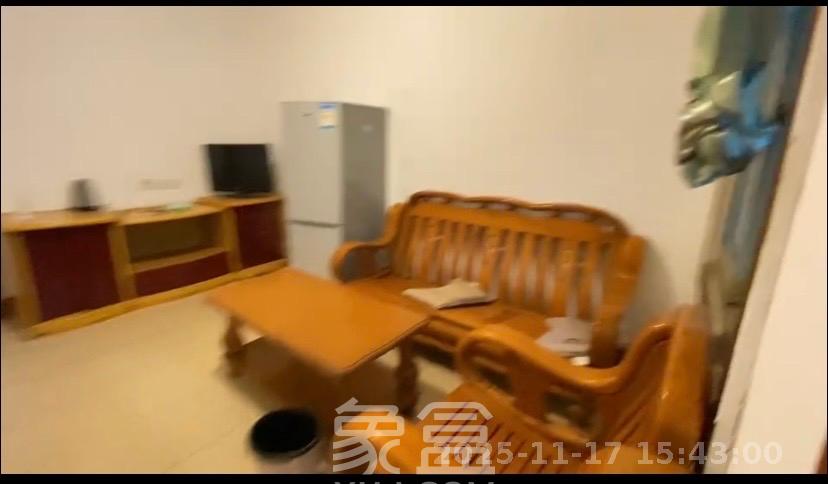 长岭包装宿舍 1室1厅1卫 1000.0元/月 长岭包装宿舍 1室1厅1卫 1000.0元/月室内图