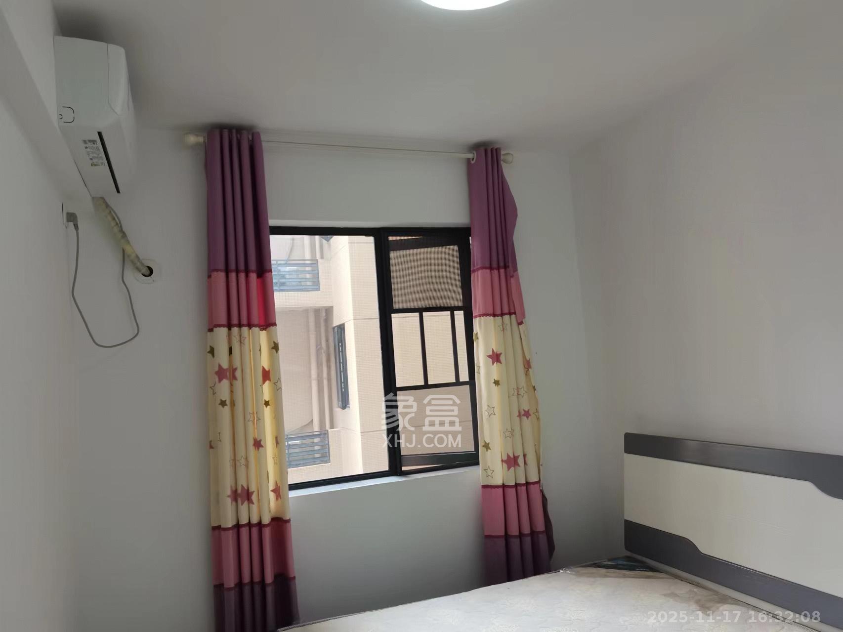 长房云时代  3室2厅2卫    2350.0元/月室内图