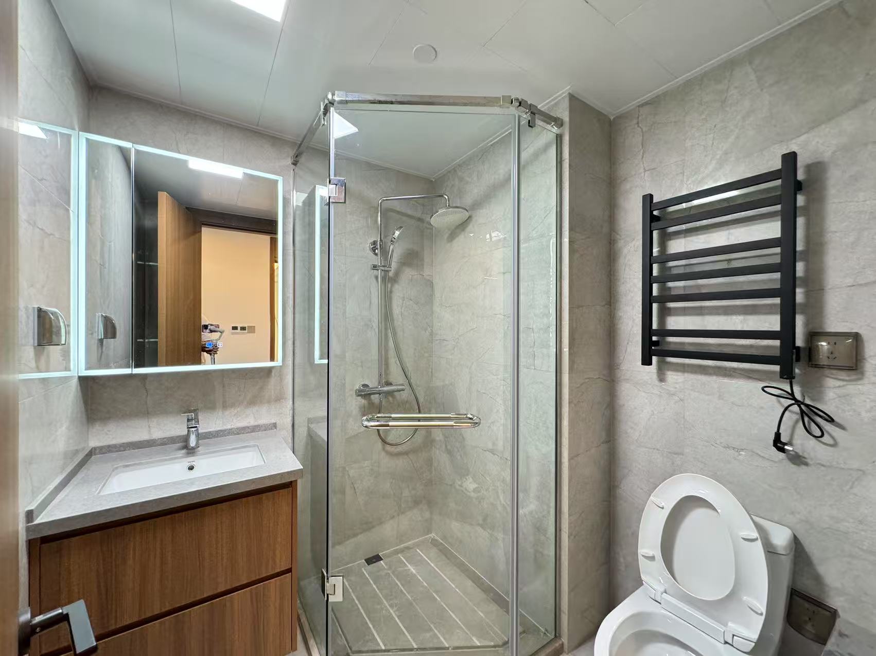 江山印  3室2厅3卫    15800.0元/月户型图