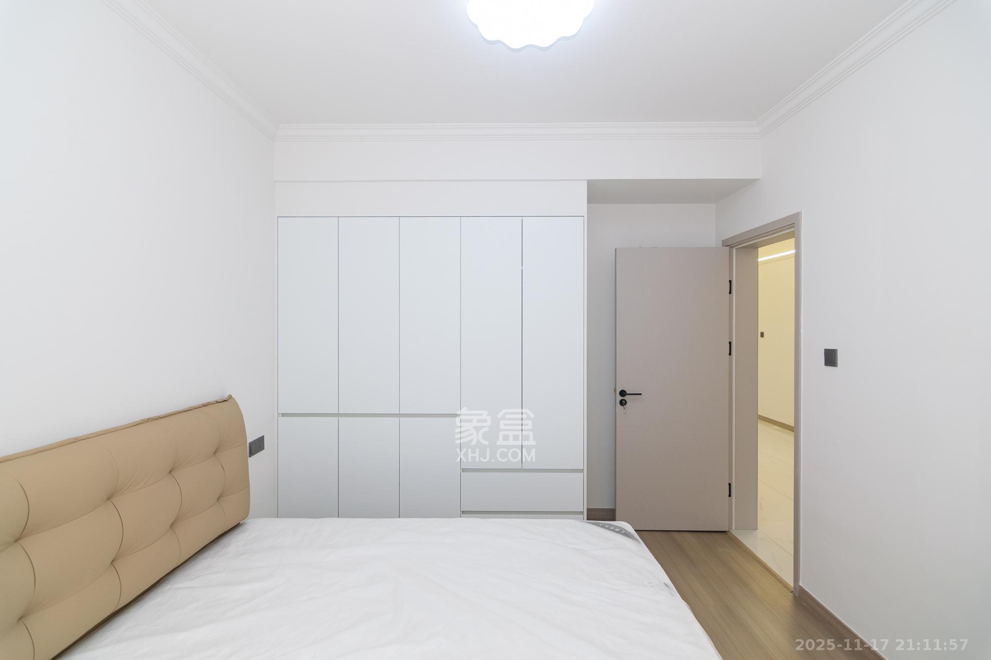 金地三千府(金地湖山樾、金地自在城) 3室2厅1卫 58.0万 金地三千府(金地湖山樾、金地自在城) 3室2厅1卫 58.0万卧室