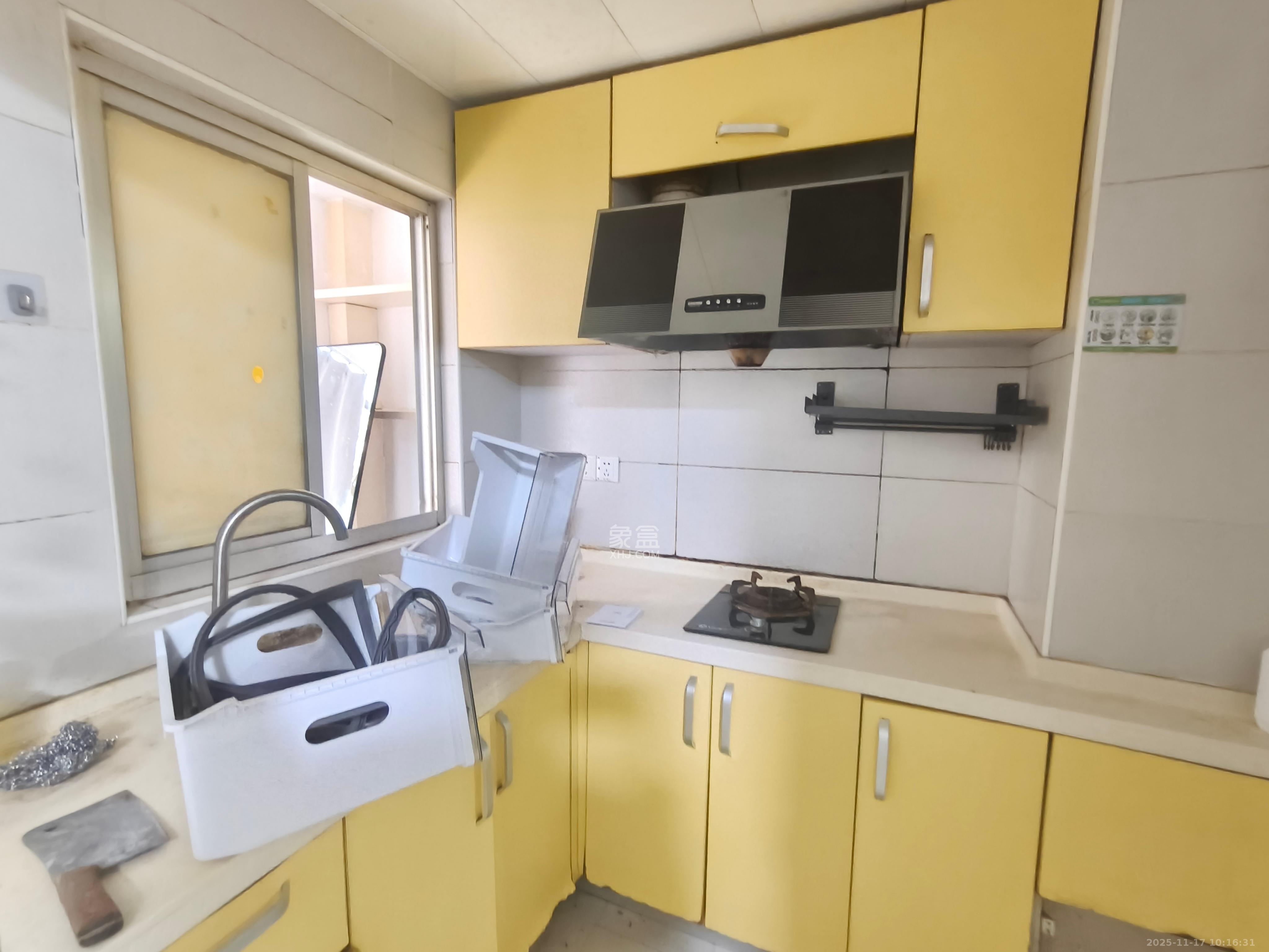 香颂国际 2室1厅1卫 1300.0元/月 香颂国际 2室1厅1卫 1300.0元/月室内图