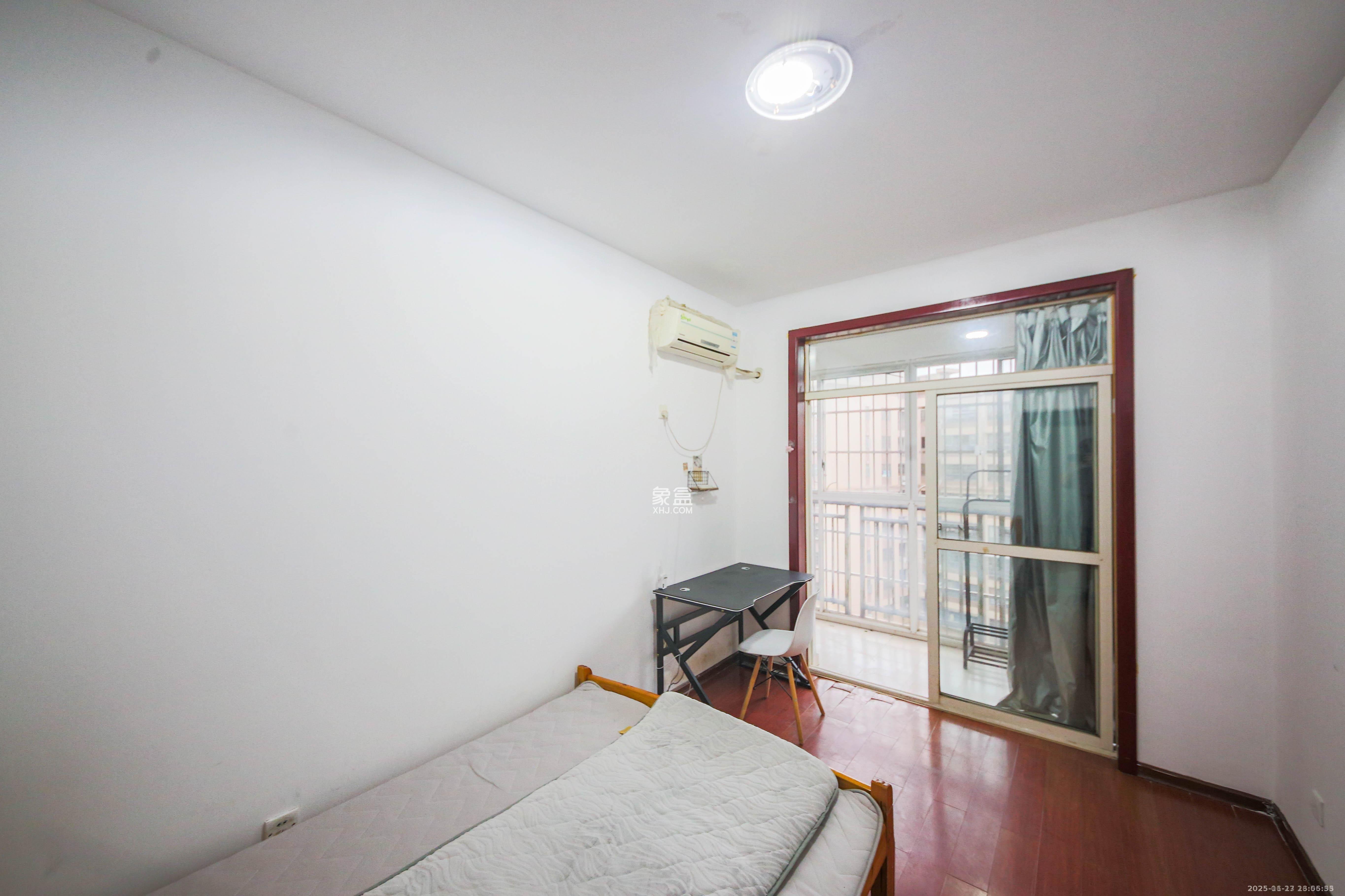 柠檬丽都 2室2厅1卫 2100.0元/月 柠檬丽都 2室2厅1卫 2100.0元/月室内图