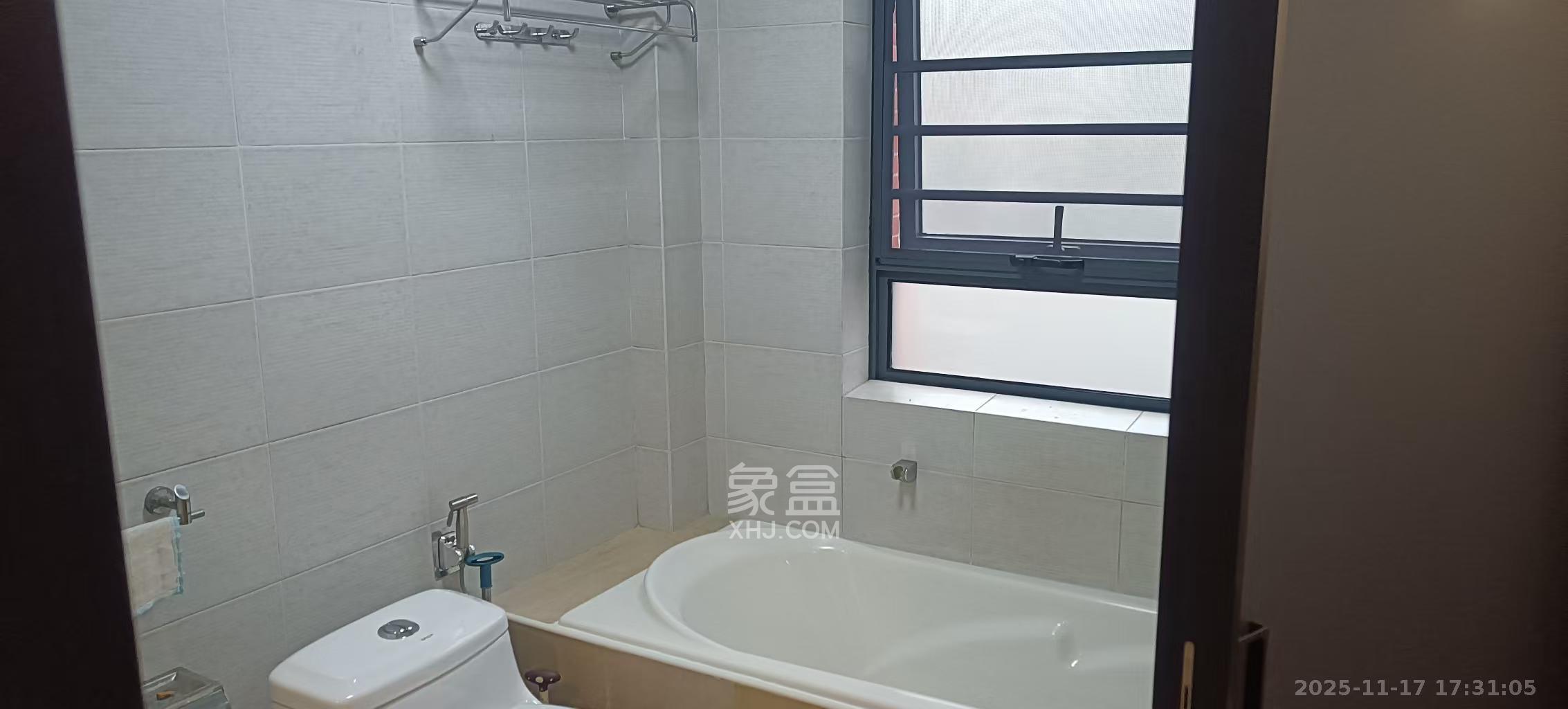 湘许嘉园  3室2厅2卫    3900.0元/月室内图