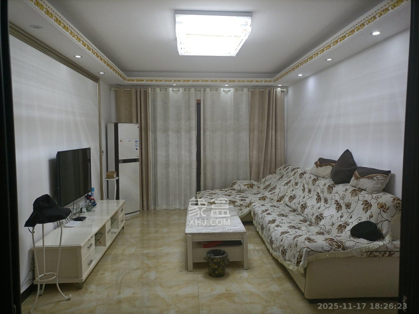 钰龙天下二期（钰龙佳园）  3室2厅2卫    2800.0元/月