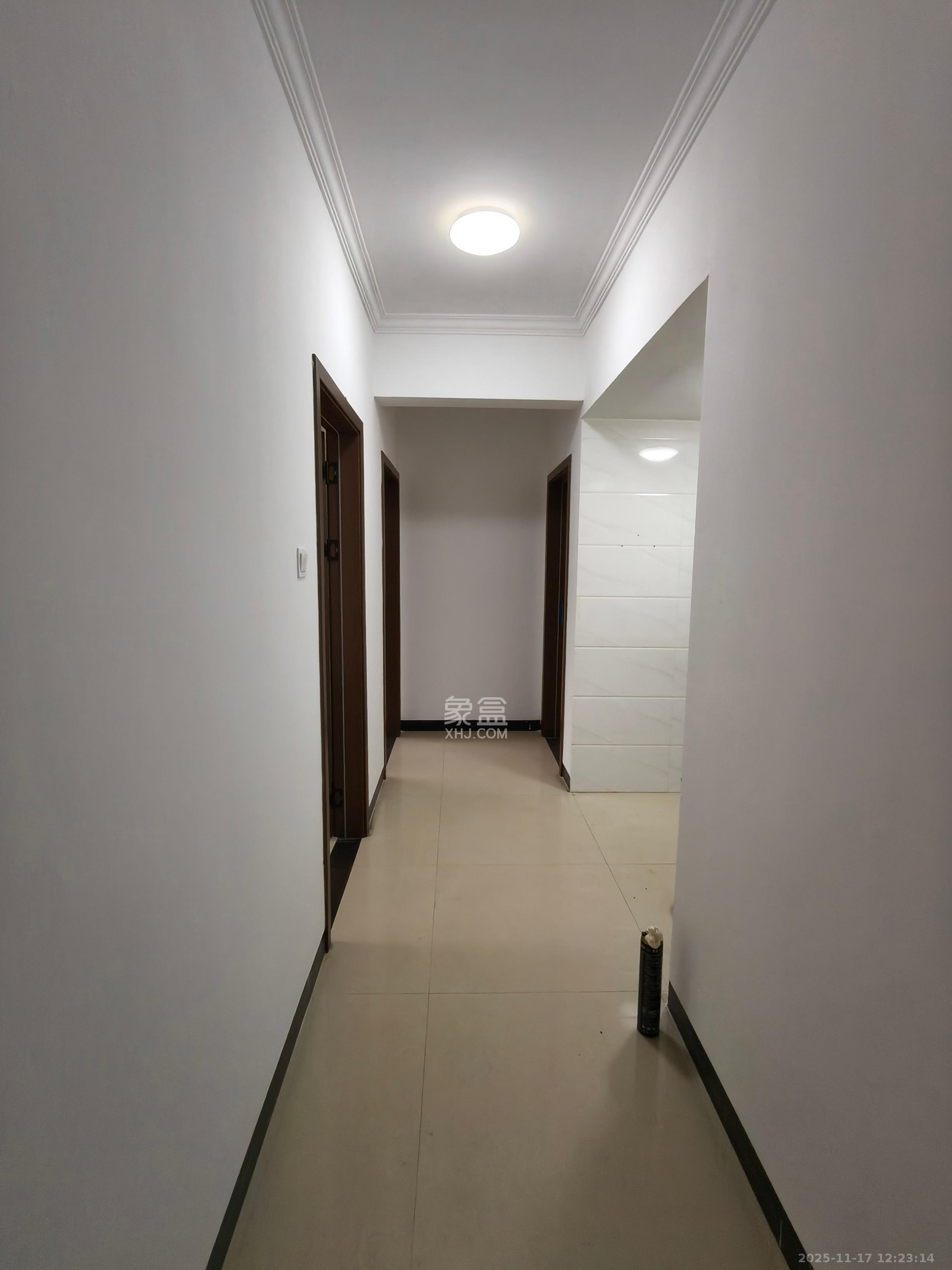 星城新宇黎锦苑 3室2厅2卫 2200.0元/月 星城新宇黎锦苑 3室2厅2卫 2200.0元/月室内图