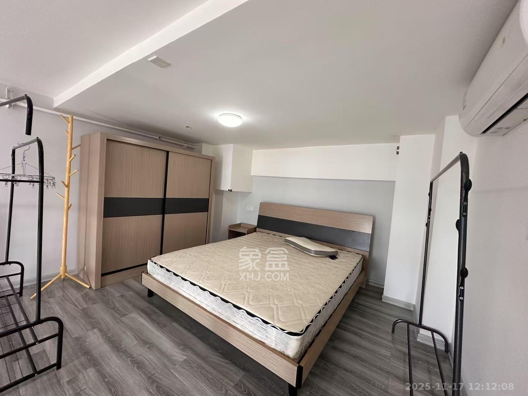 芙蓉万国城MOMA（卓越汇富苑）  1室1厅1卫    1500.0元/月室内图