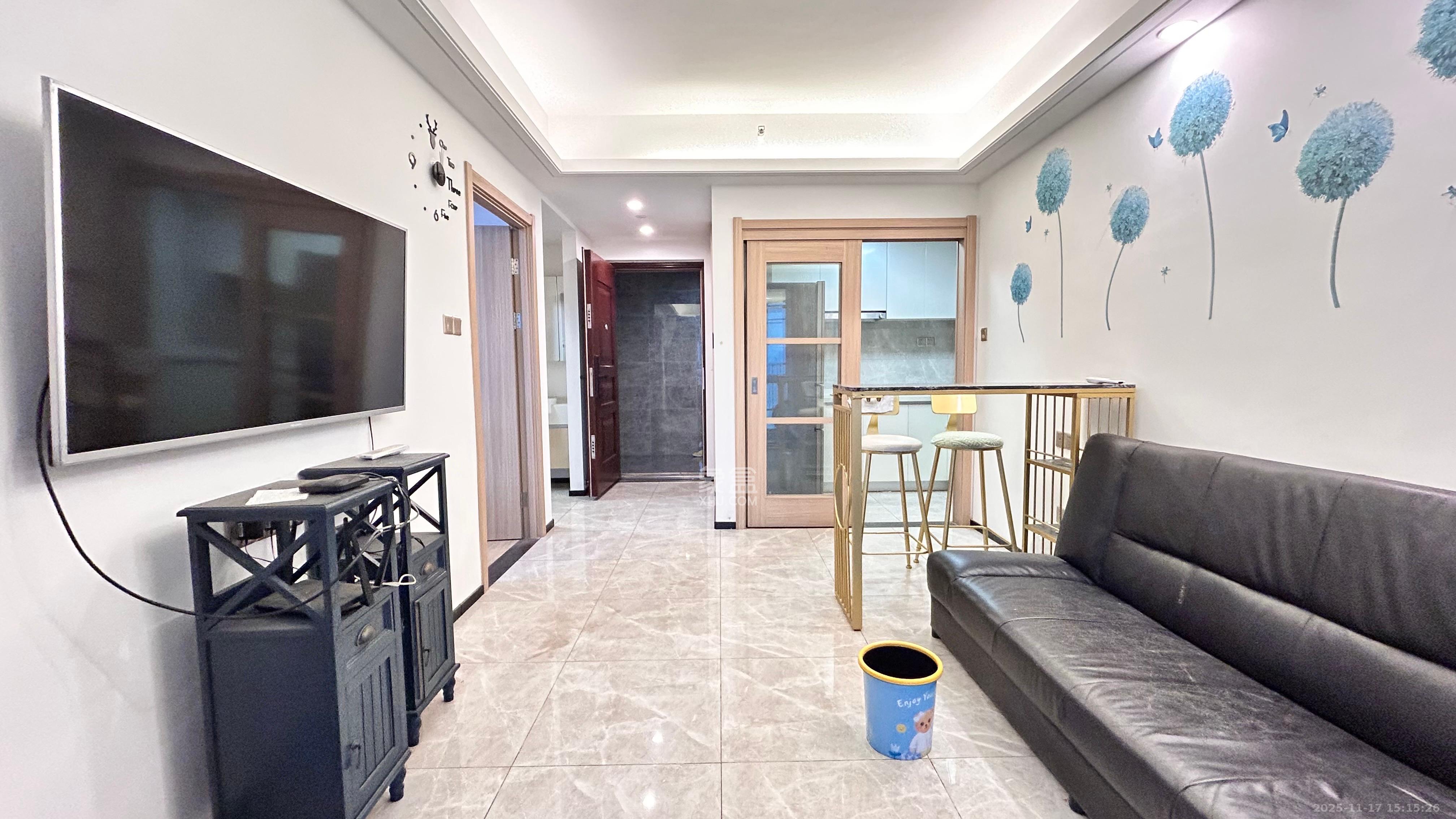 中海阅江府 1室1厅1卫 2500.0元/月 中海阅江府 1室1厅1卫 2500.0元/月室内图