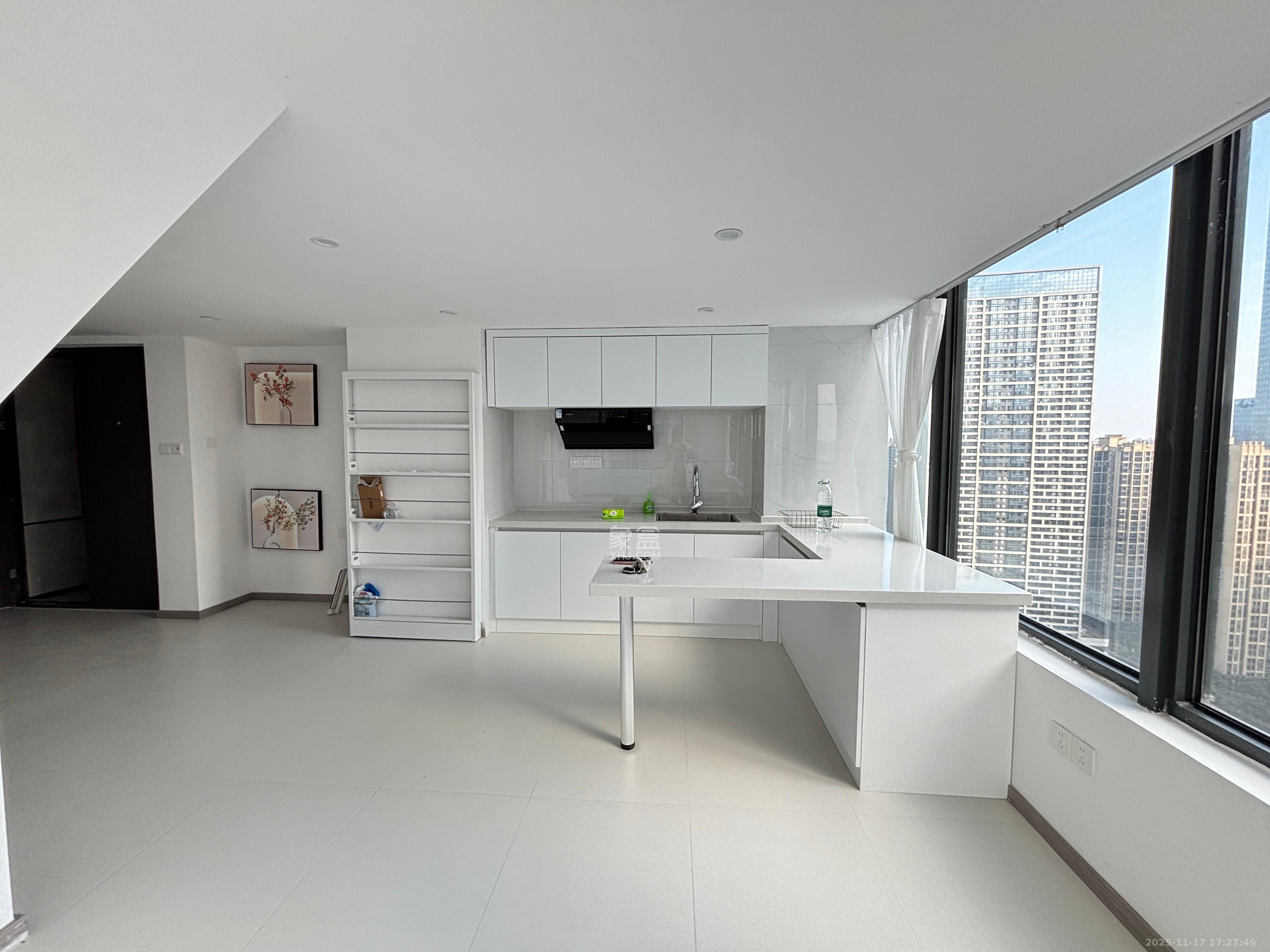 建发养云 4室2厅1卫 5000.0元/月 建发养云 4室2厅1卫 5000.0元/月室内图