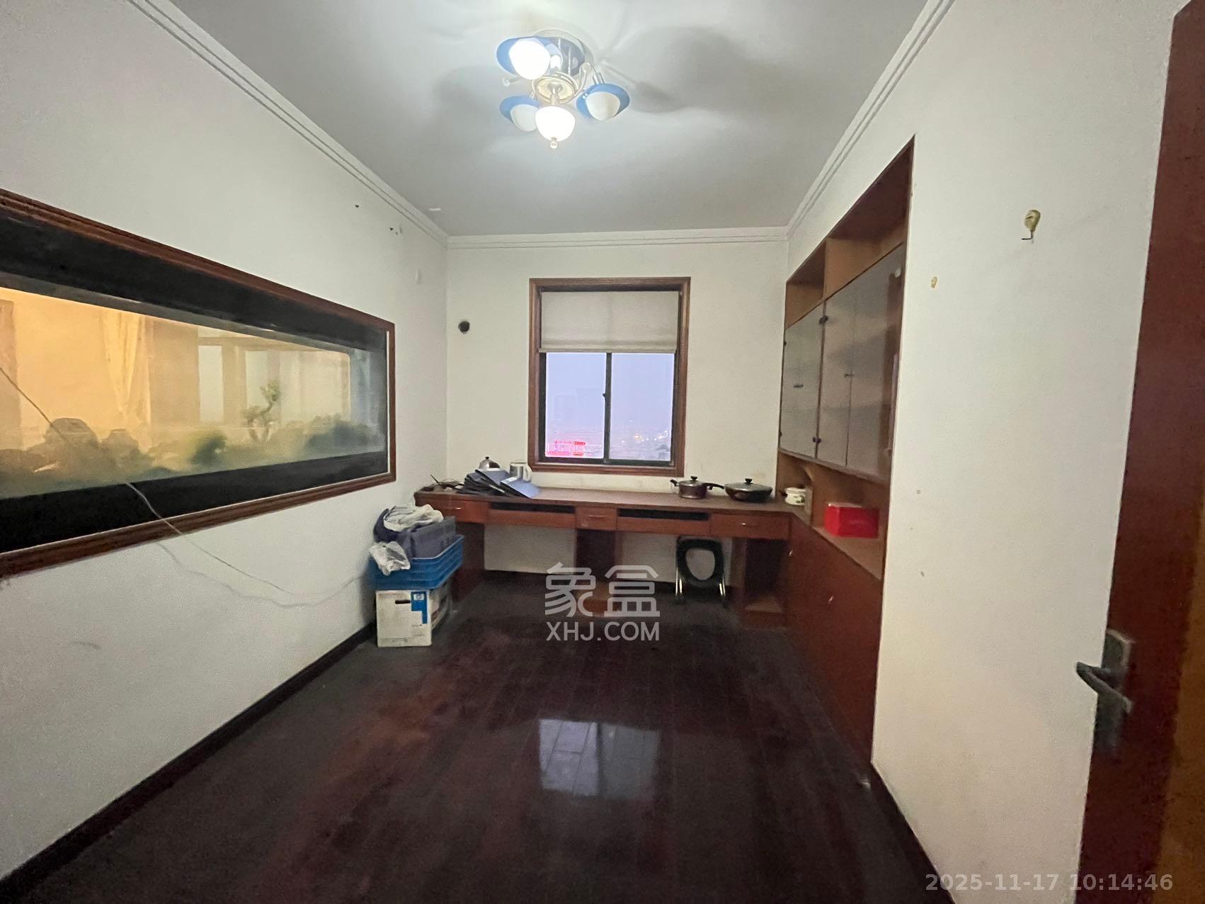 世嘉国际华城  4室2厅2卫    3500.0元/月室内图