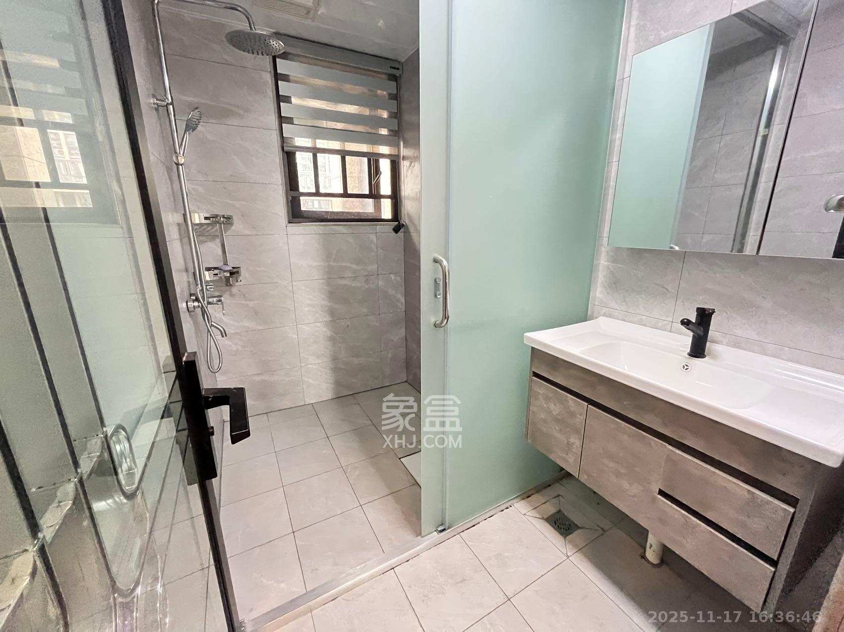 明昇壹城（明昇时代广场）二期  3室2厅2卫    3700.0元/月室内图