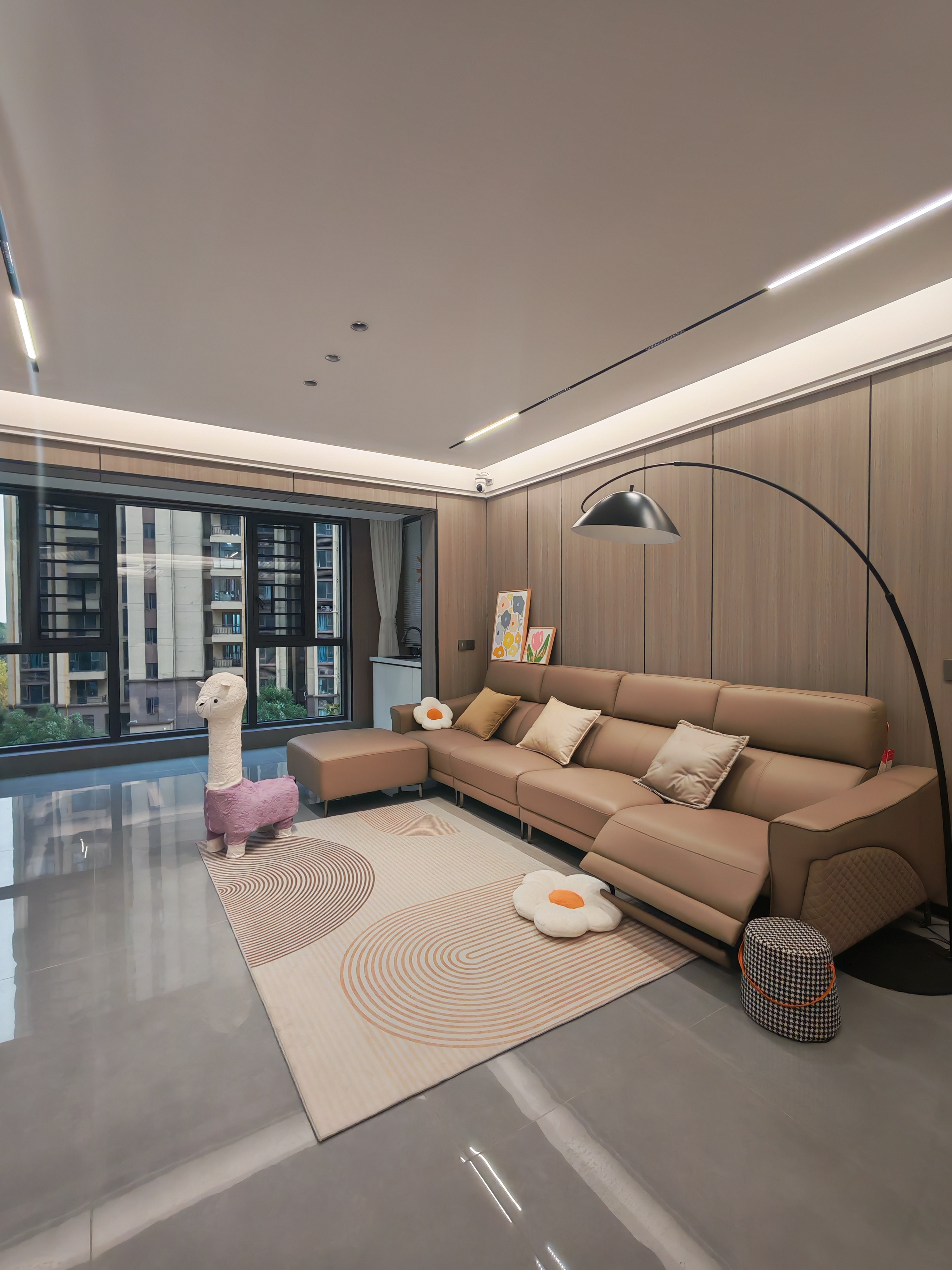 碧桂园锦岸 4室2厅2卫 95.8万 碧桂园锦岸 4室2厅2卫 95.8万客厅