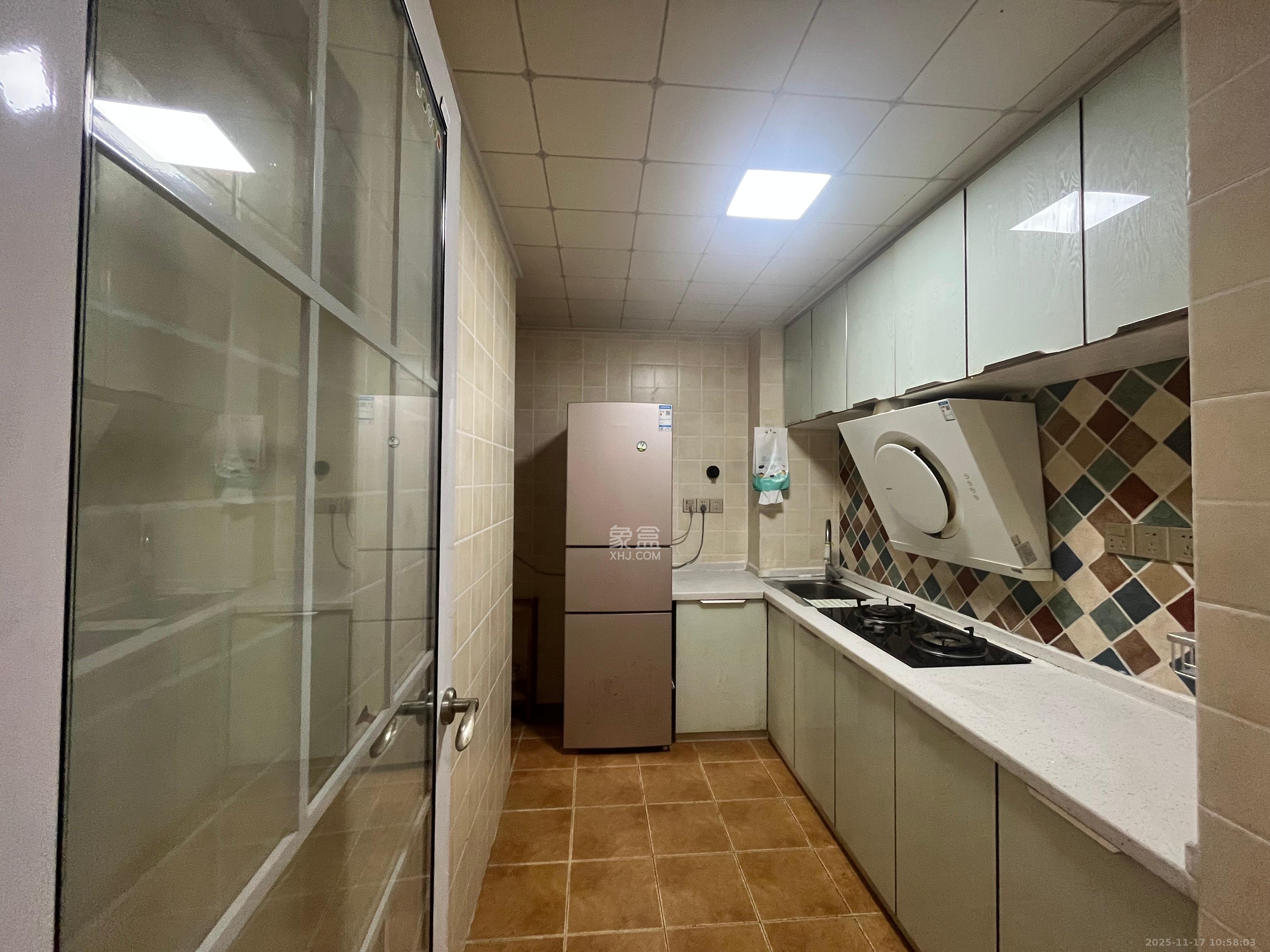 钰龙天下二期（钰龙佳园）  2室2厅1卫    2300.0元/月室内图