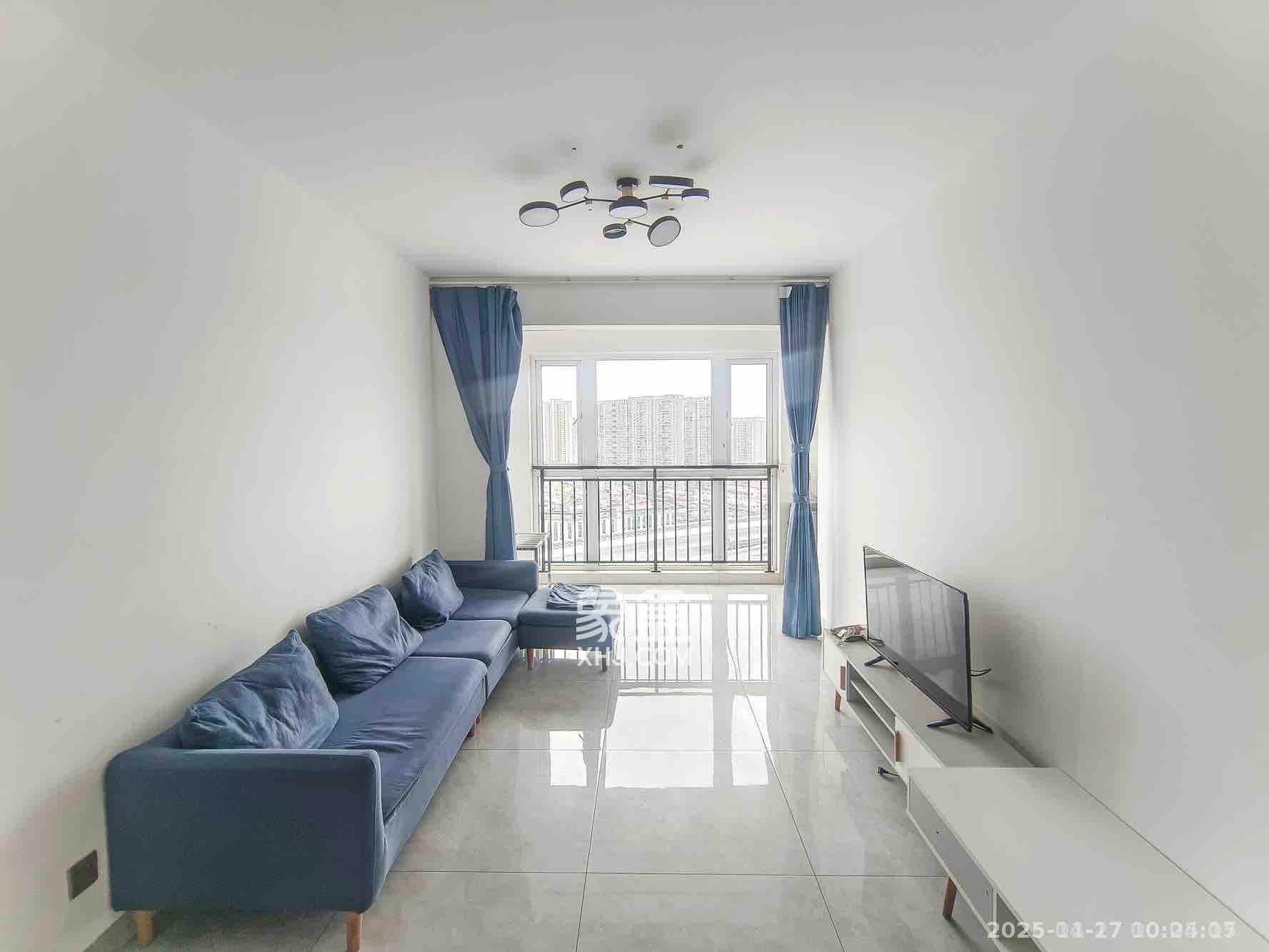 荣盛花语城 2室2厅1卫 1600.0元/月 荣盛花语城 2室2厅1卫 1600.0元/月室内图