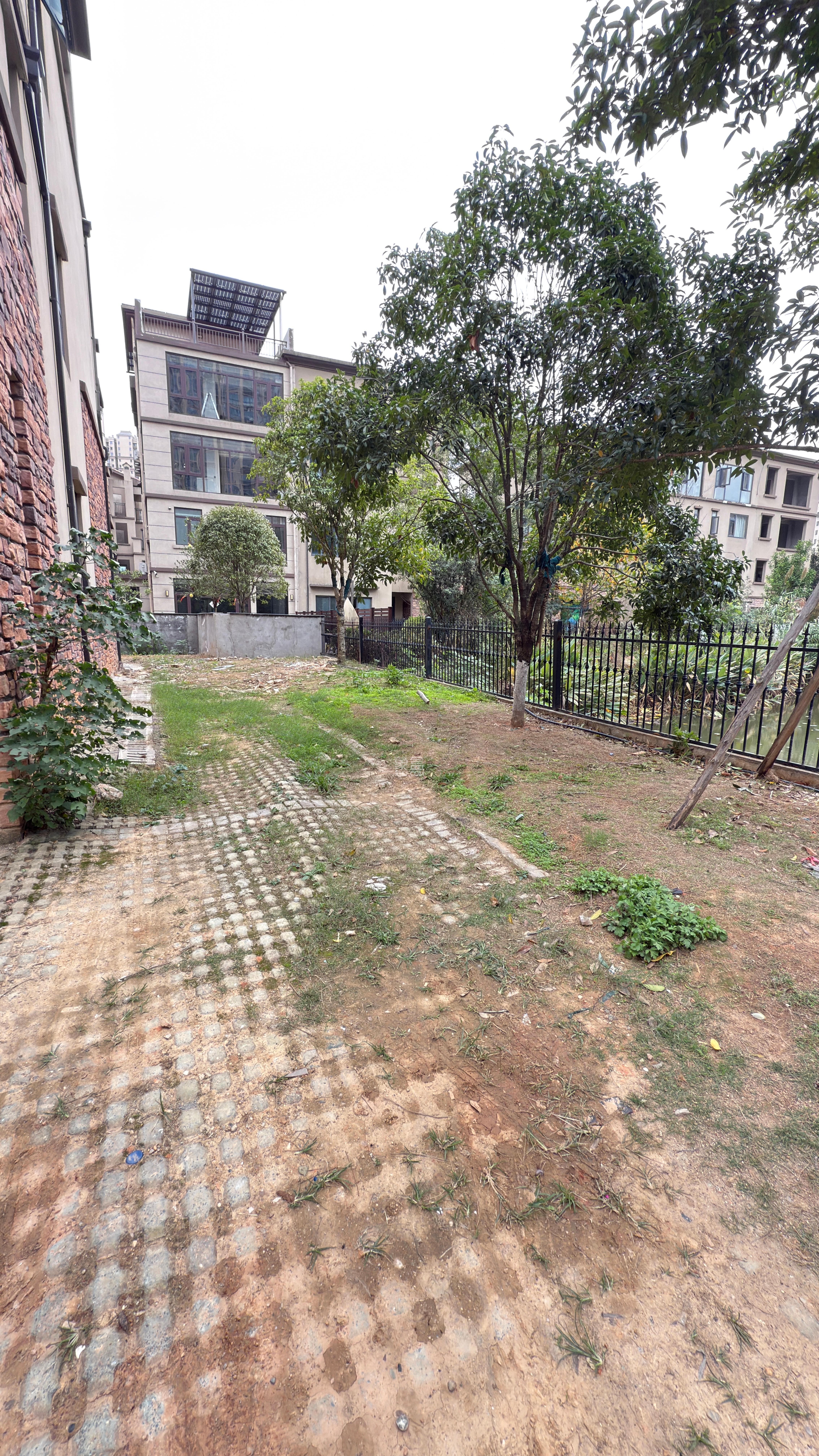 奥园冠军城  1室0厅0卫    168.0万