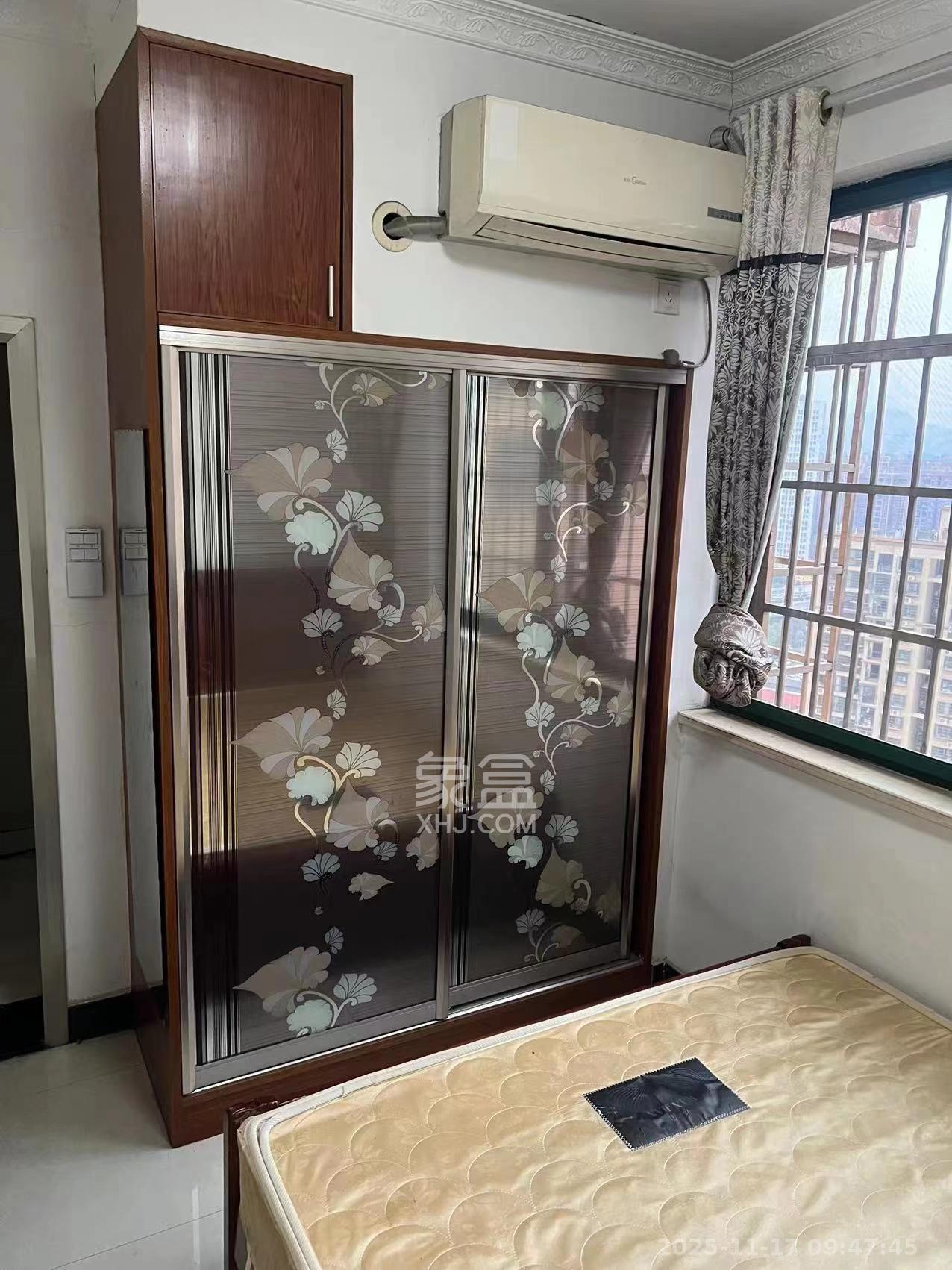 诚兴园  1室1厅1卫    1200.0元/月室内图