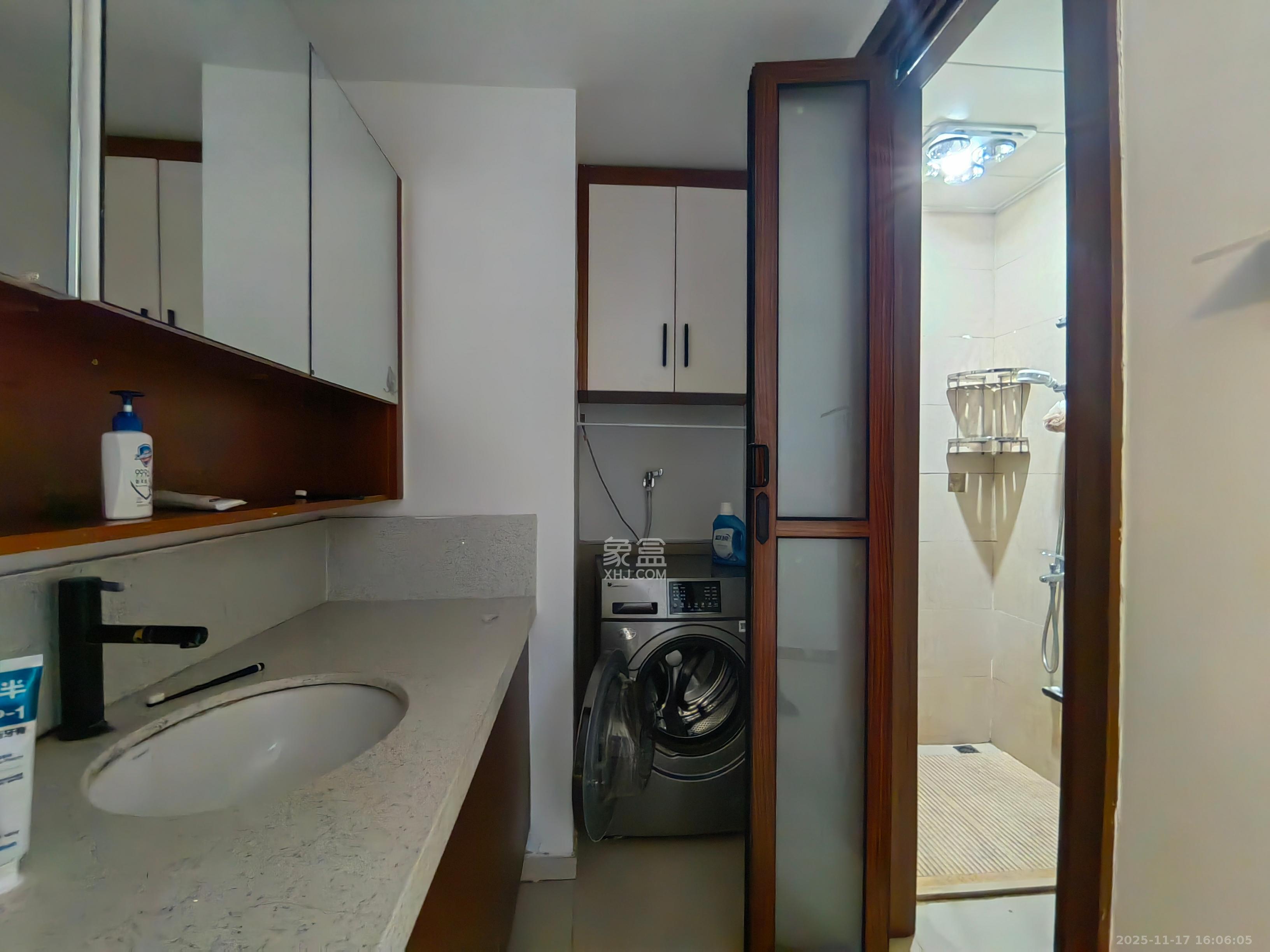 万科金域蓝湾  3室2厅1卫    2500.0元/月室内图