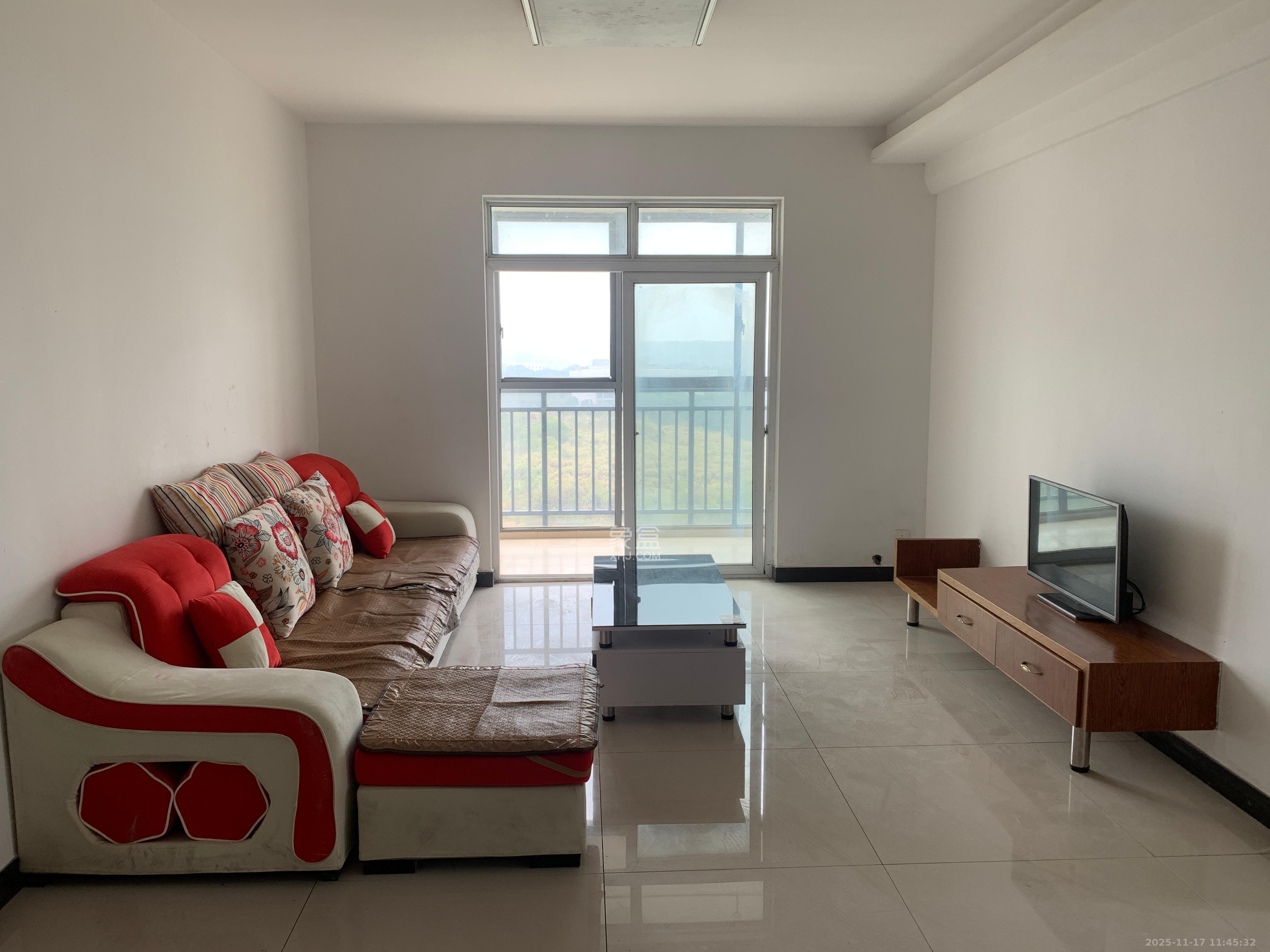 长城雅苑  2室1厅1卫    2000.0元/月室内图