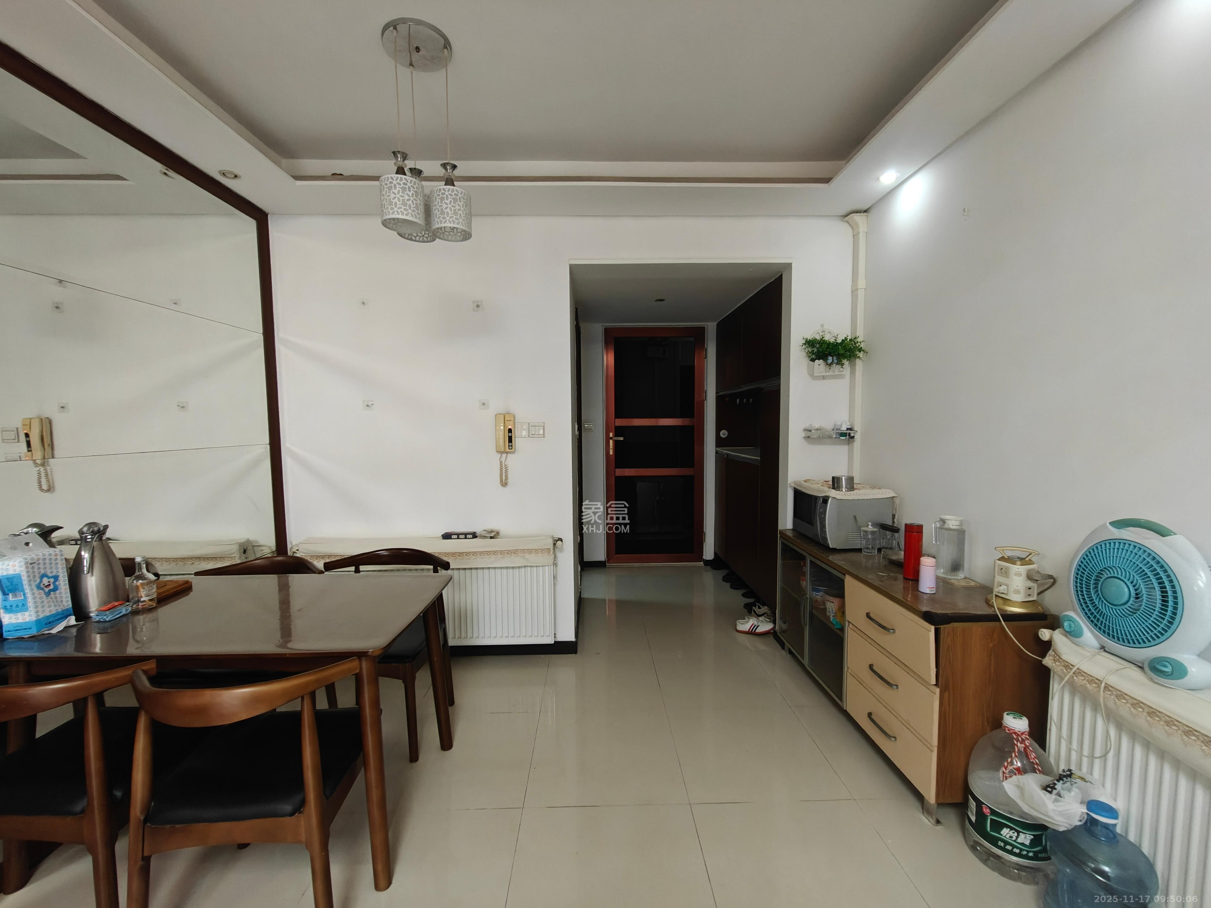 万科金域蓝湾 3室2厅1卫 2700.0元/月 万科金域蓝湾 3室2厅1卫 2700.0元/月室内图