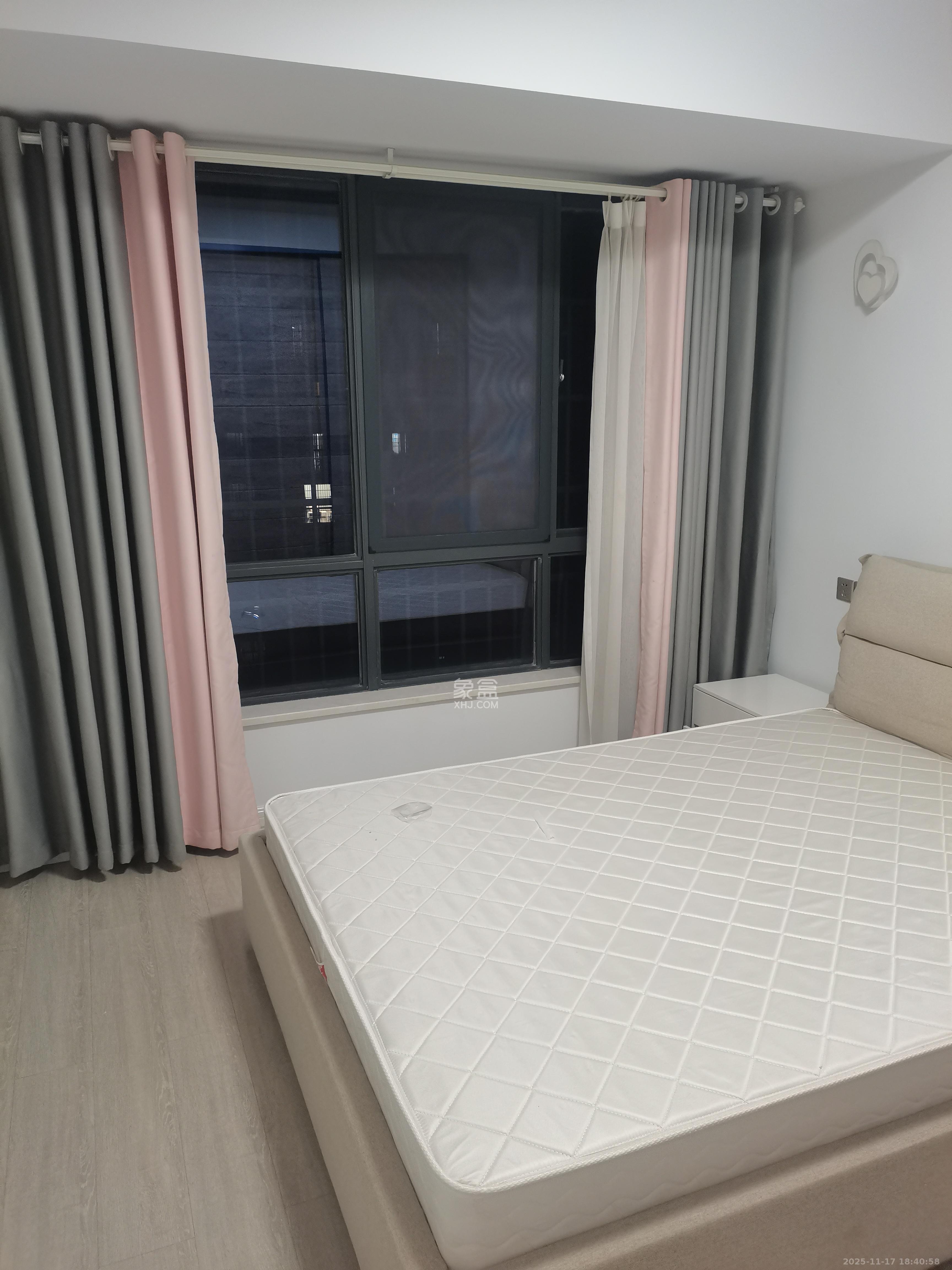 海德公园  3室2厅1卫    2100.0元/月室内图