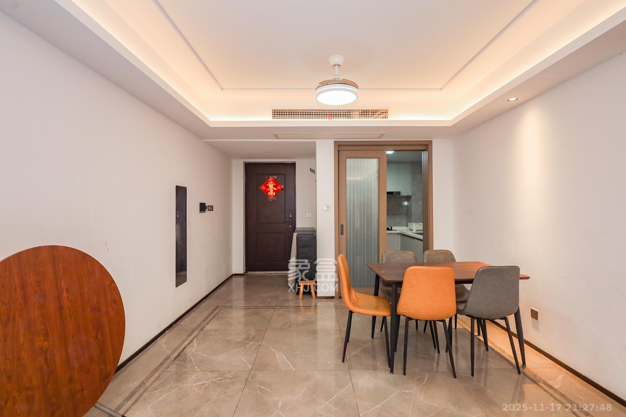 金茂建发泊悦  3室2厅2卫    160.0万其他