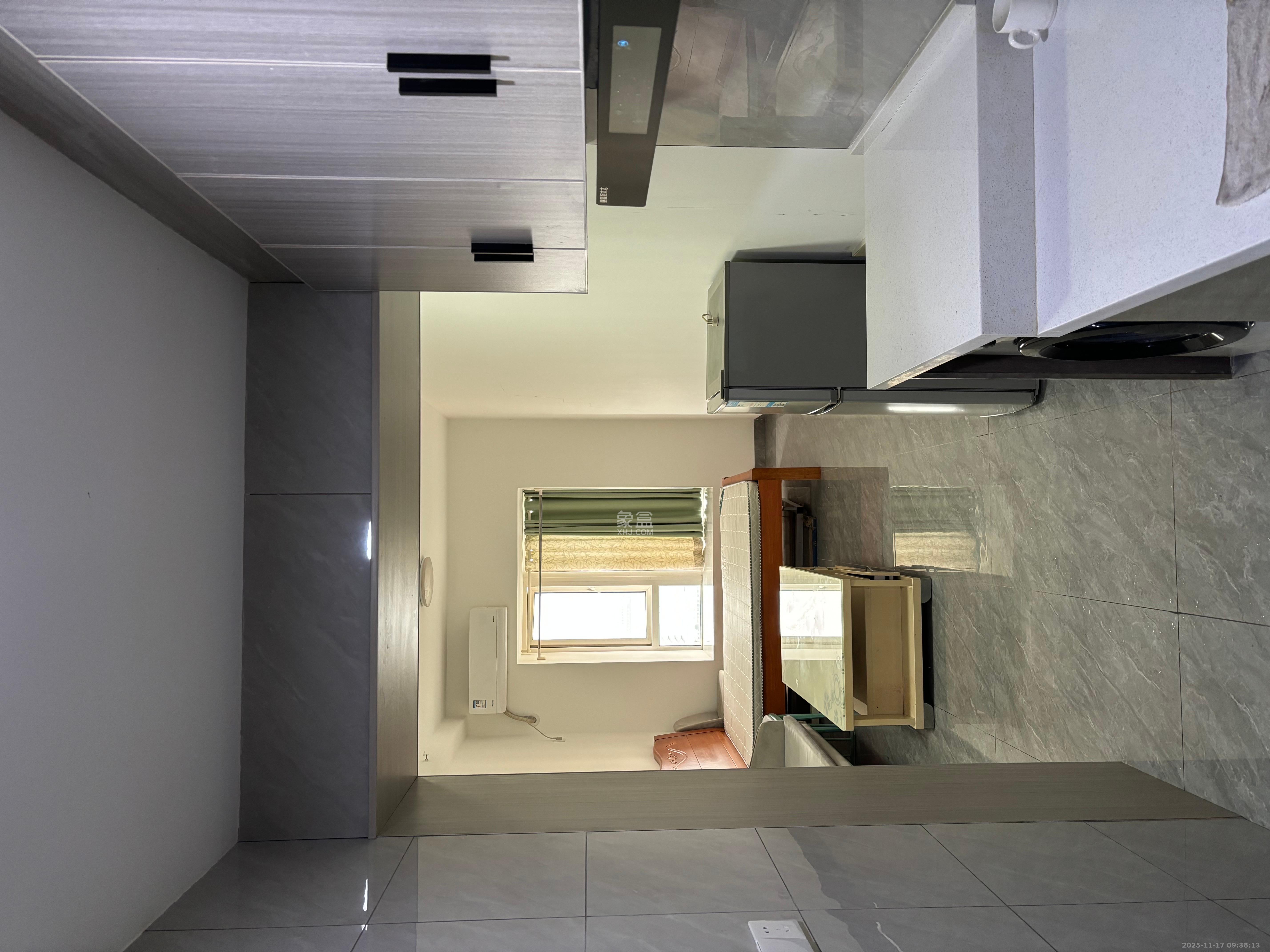 保利香槟国际  1室0厅0卫    1100.0元/月