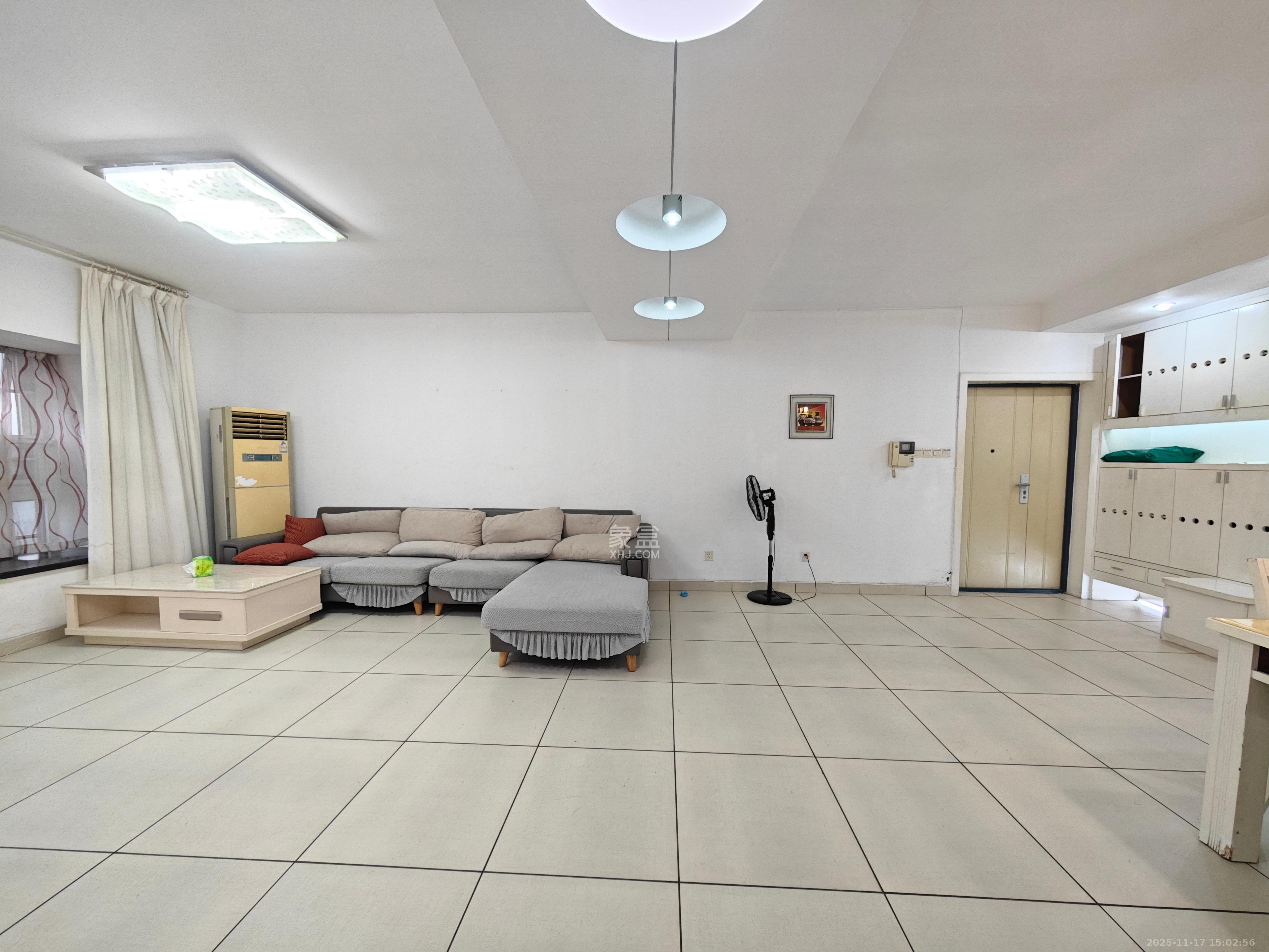 三重星都心 2室2厅1卫 2800.0元/月 三重星都心 2室2厅1卫 2800.0元/月室内图