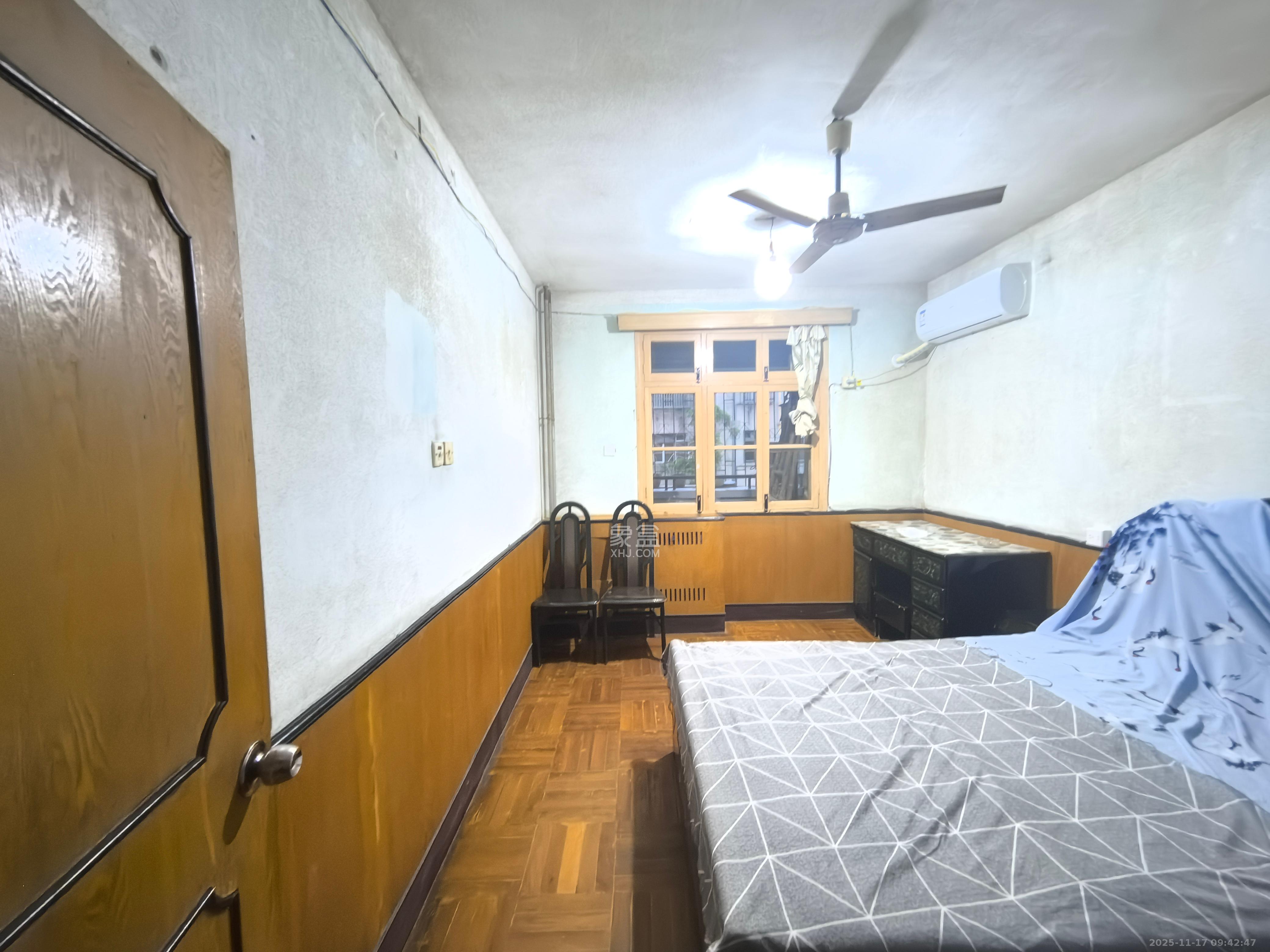 英才园三片 3室2厅1卫 2200.0元/月 英才园三片 3室2厅1卫 2200.0元/月室内图