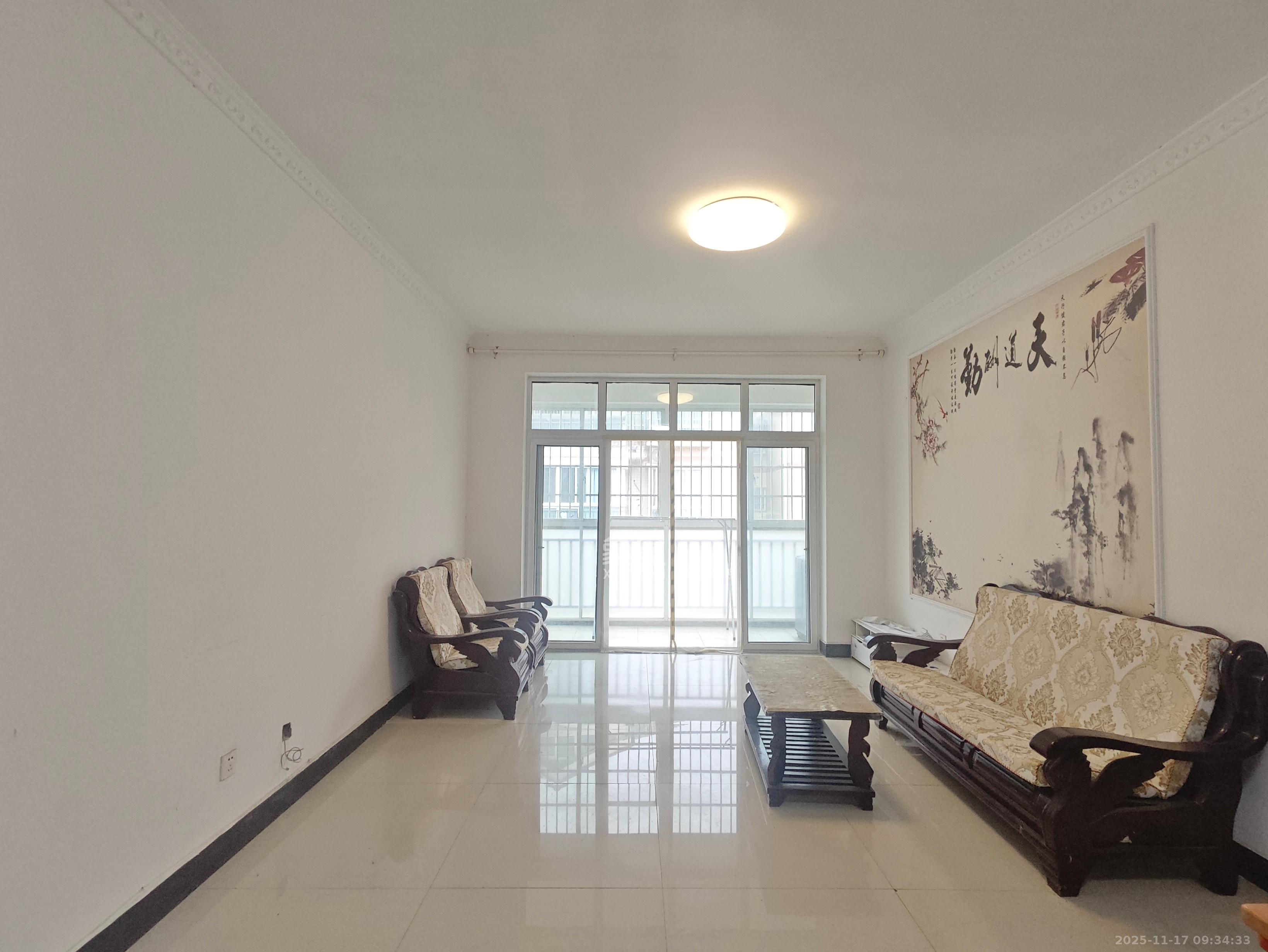 星城国际  3室2厅1卫    1200.0元/月