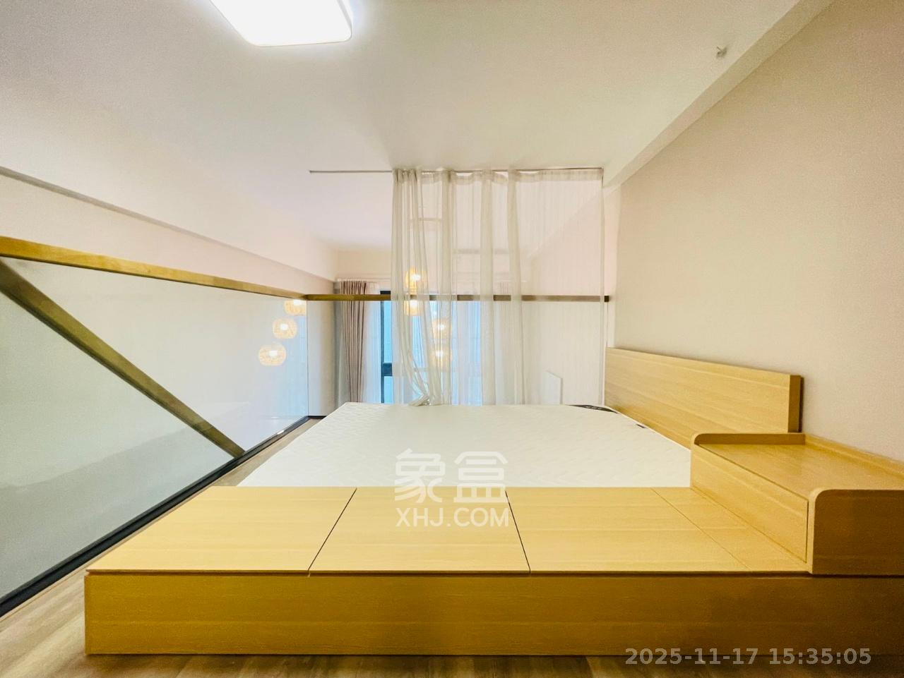 藏珑湖上公馆  1室1厅1卫    2400.0元/月室内图