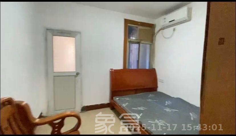 长岭包装宿舍 1室1厅1卫 1000.0元/月 长岭包装宿舍 1室1厅1卫 1000.0元/月室内图