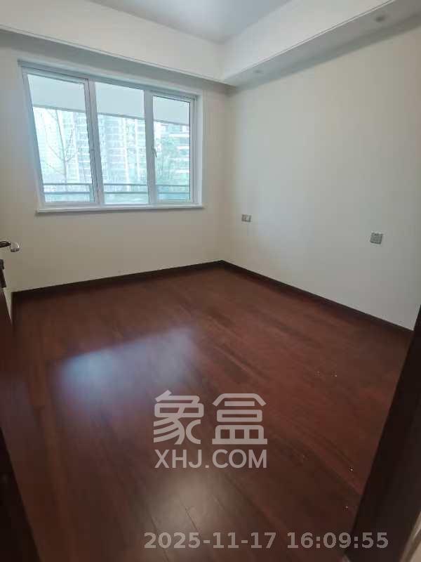 中欣楚天御府E区  3室2厅2卫    2600.0元/月室内图