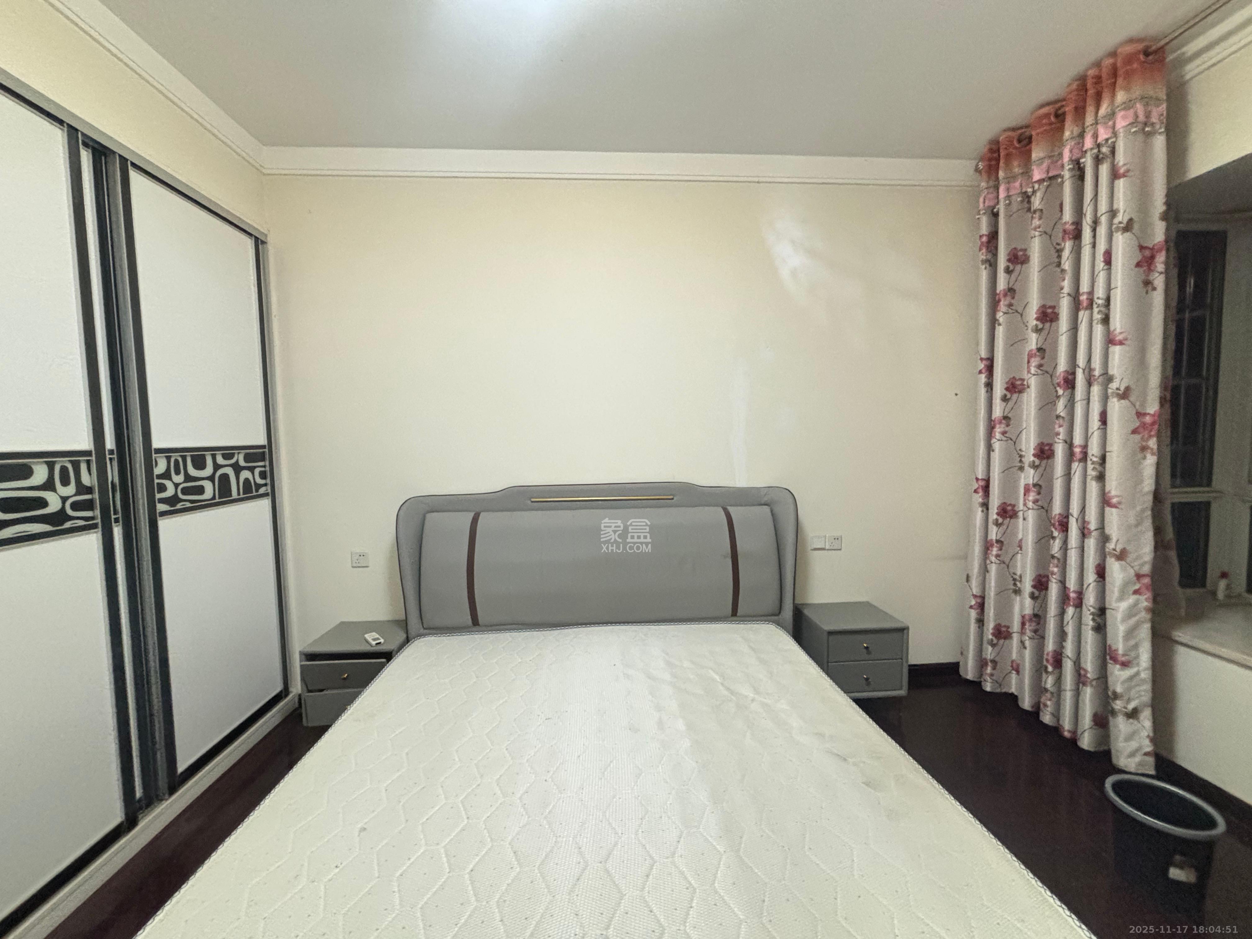 中房F联邦  2室1厅2卫    2400.0元/月室内图