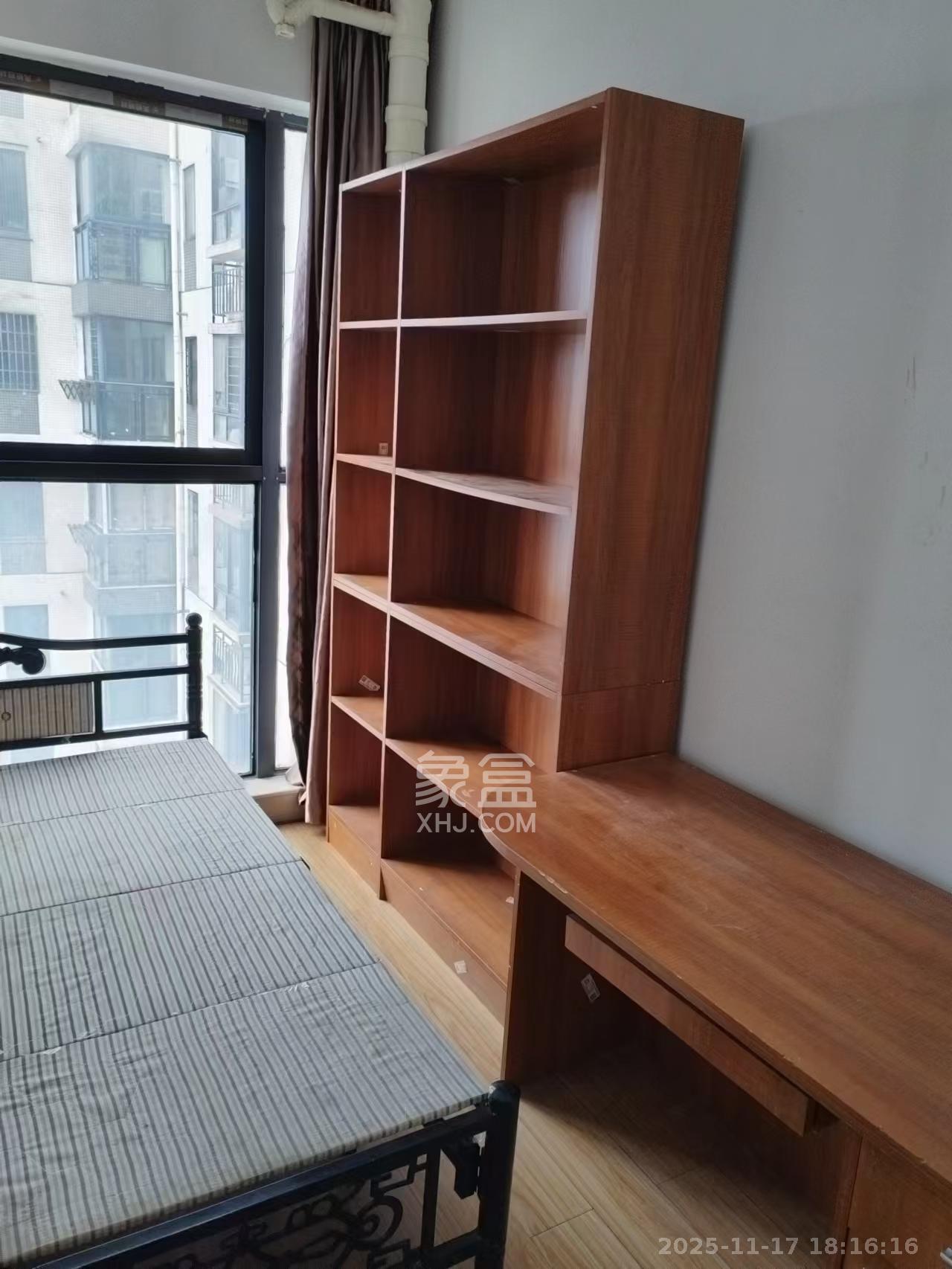 钱隆学府一、二期 3室1厅1卫 2200.0元/月 钱隆学府一、二期 3室1厅1卫 2200.0元/月室内图