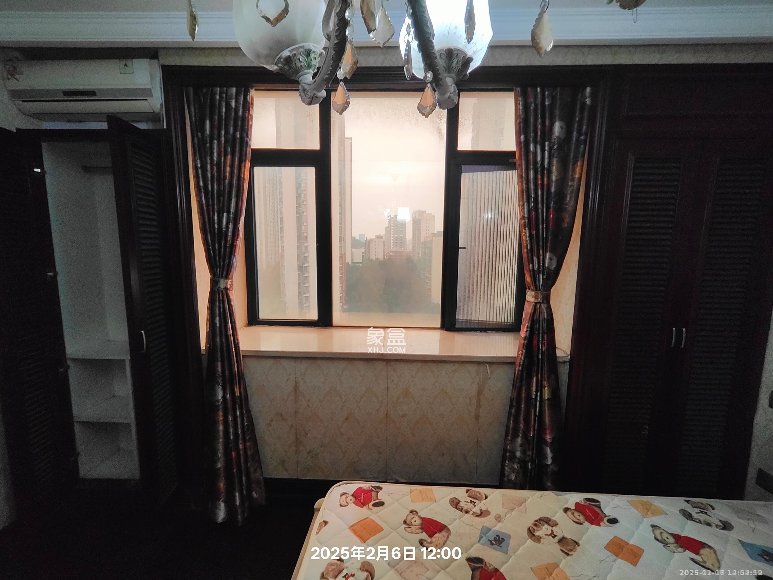 沁园春御院  1室1厅1卫    1600.0元/月室内图