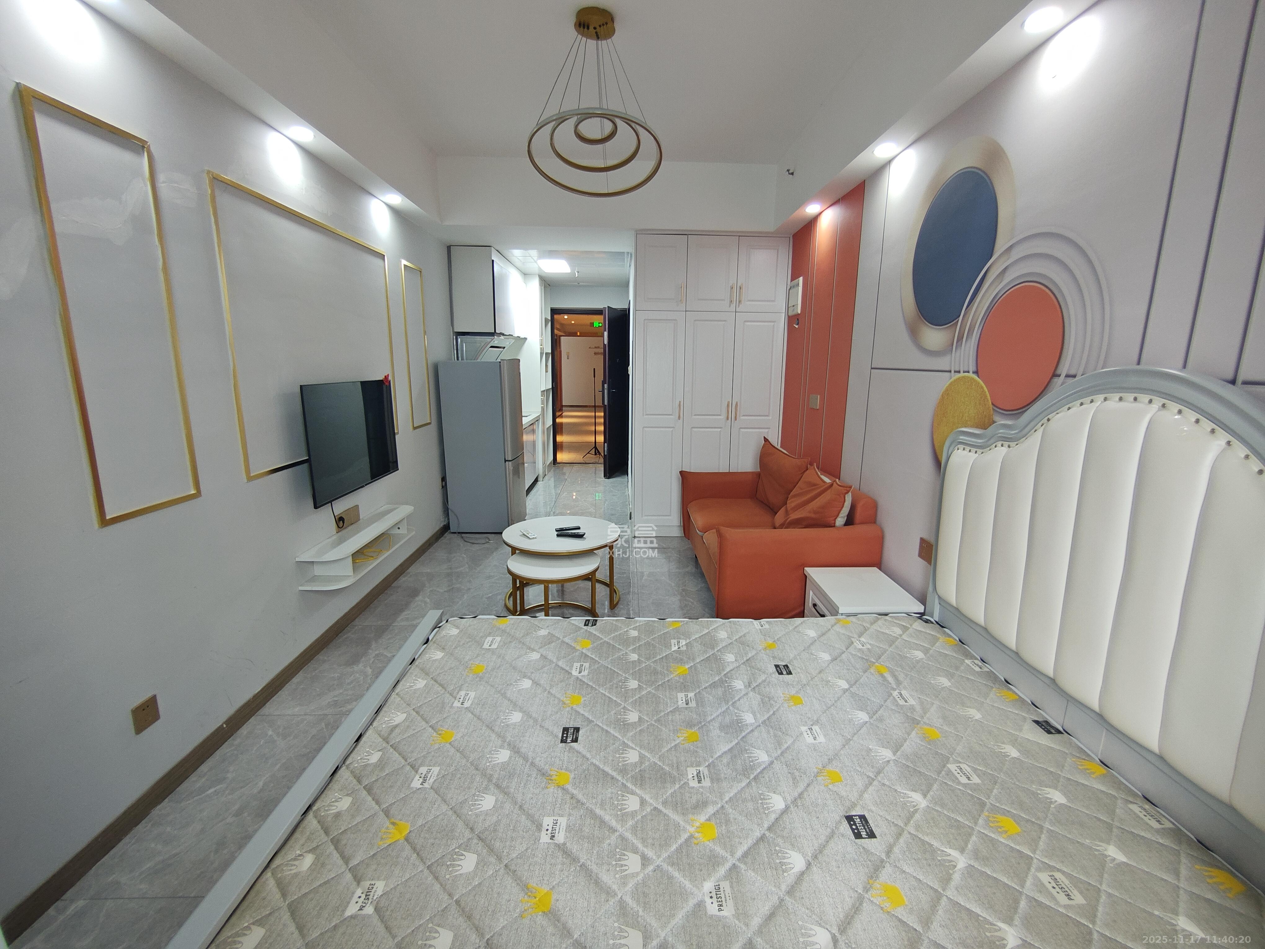 保利麓谷林语I区  1室1厅1卫    1300.0元/月