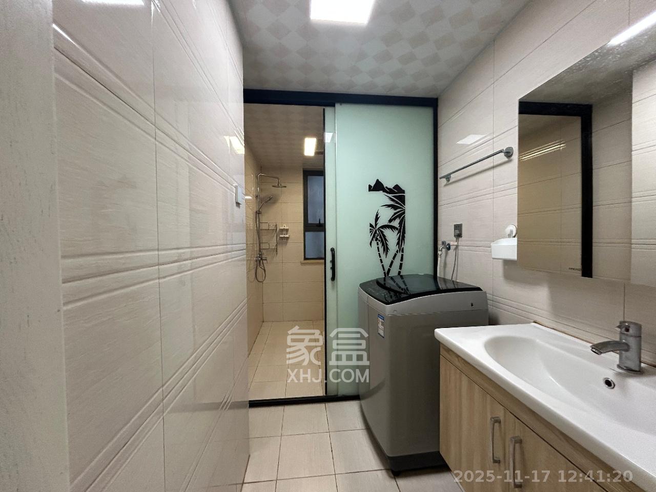 恒基凯旋门三期  3室2厅1卫    2100.0元/月室内图