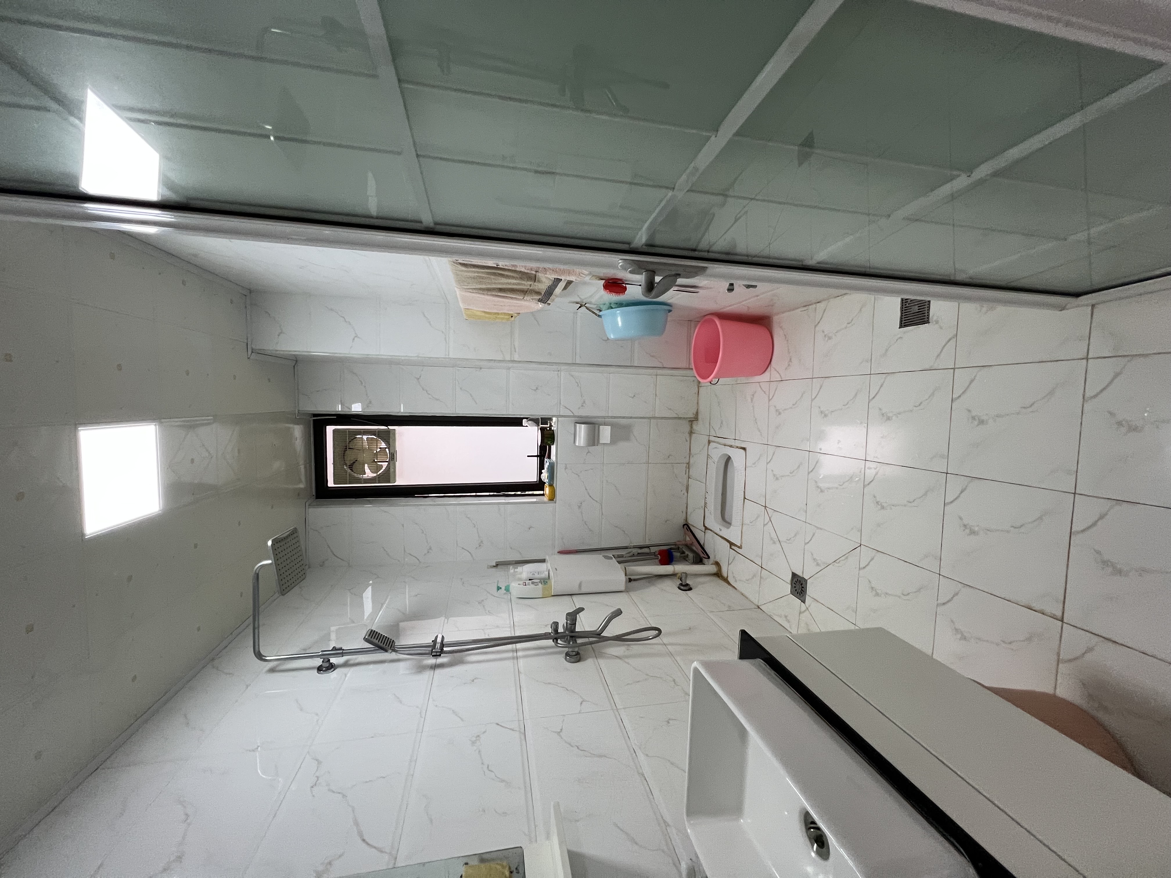 阳光三号苑  3室2厅1卫    135.0万客厅