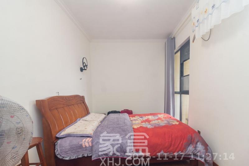 中交中央公园D4区  3室2厅2卫    2800.0元/月室内图