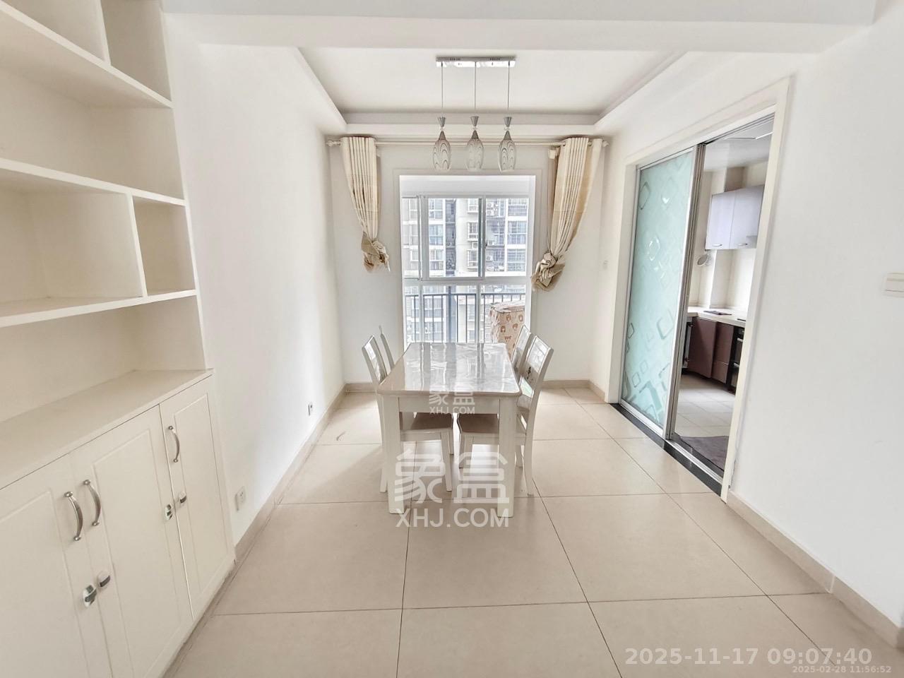 中房F联邦 3室2厅2卫 2600.0元/月 中房F联邦 3室2厅2卫 2600.0元/月室内图