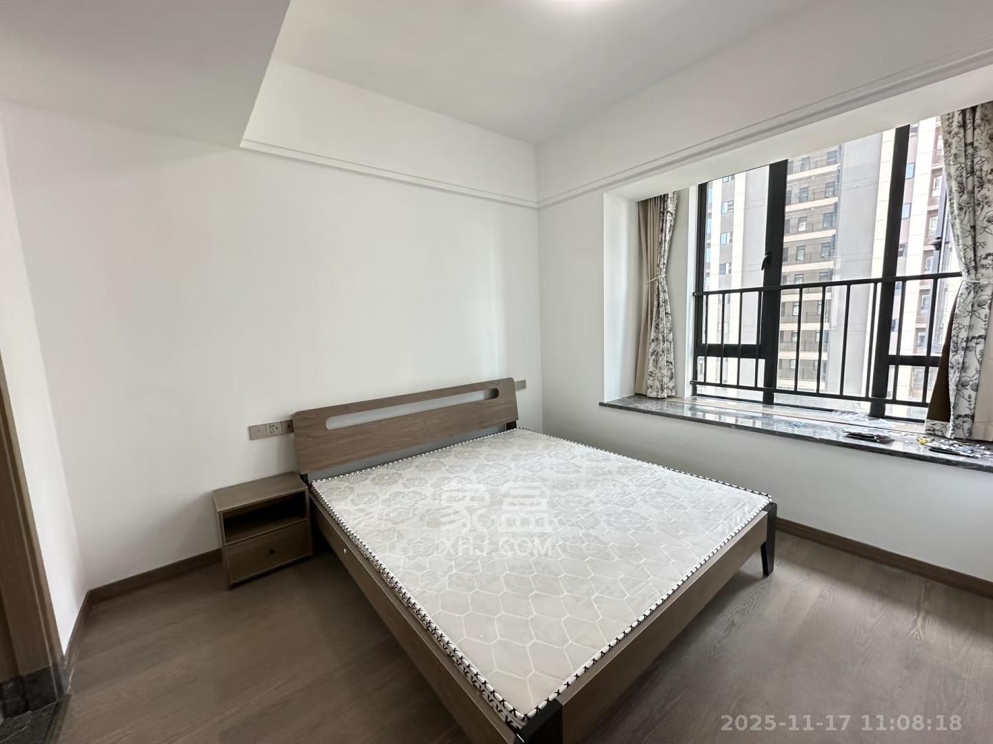 梅溪枫林  3室2厅2卫    3000.0元/月室内图