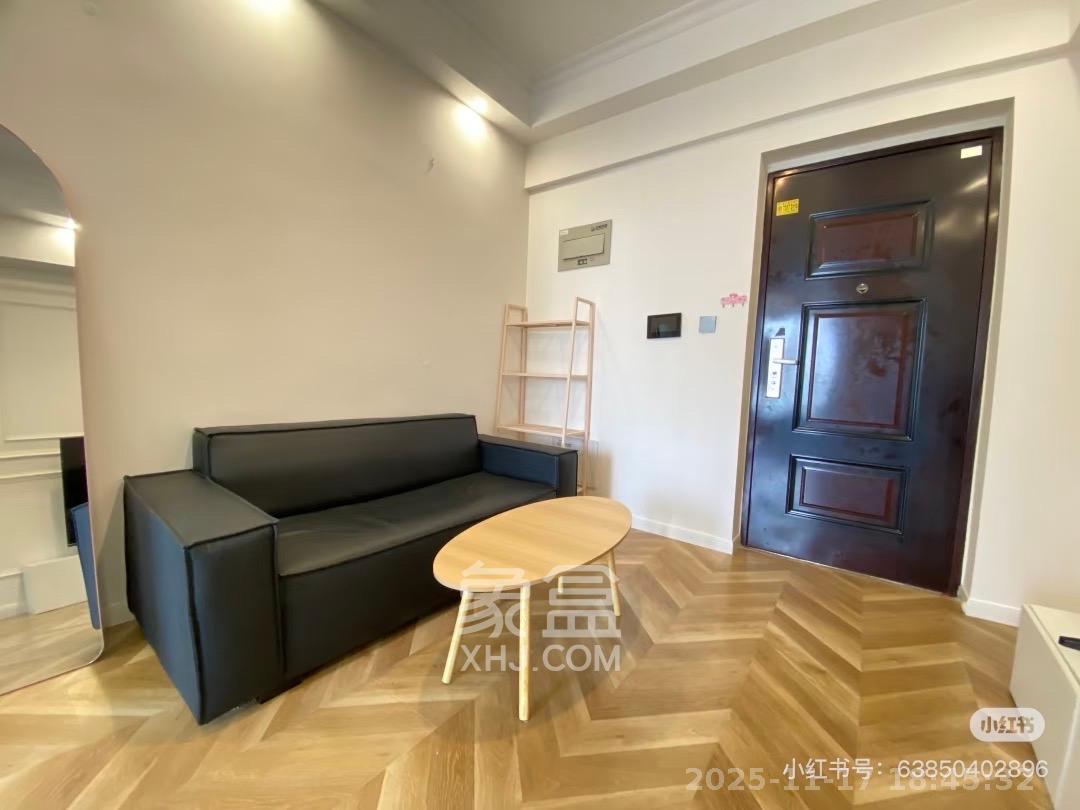 北辰三角洲E7区 1室1厅1卫 2700.0元/月 北辰三角洲E7区 1室1厅1卫 2700.0元/月室内图