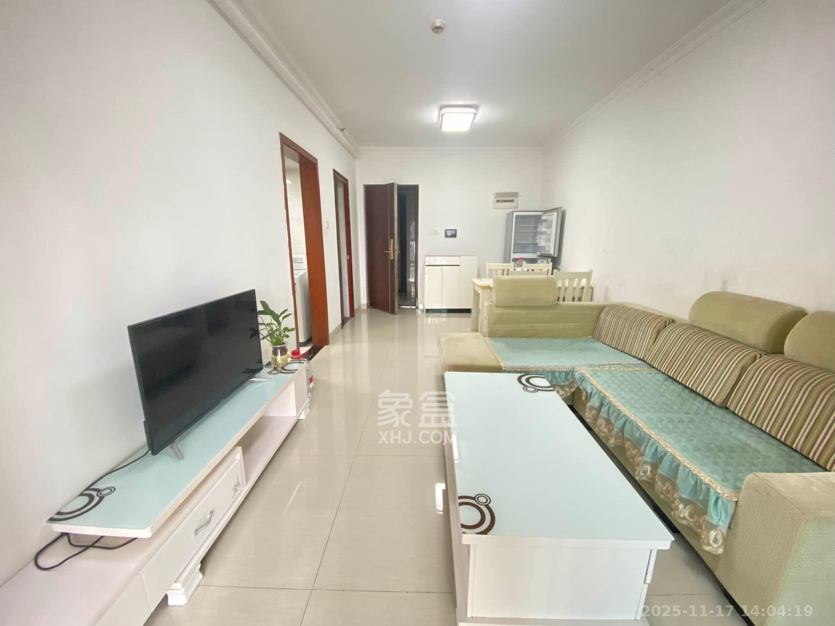 达美D6区  2室2厅1卫    2400.0元/月室内图